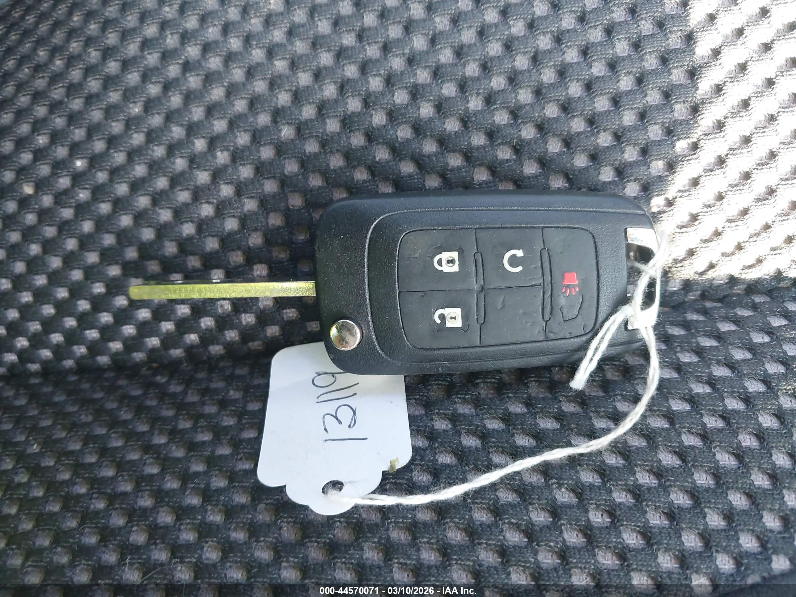 GMC TERRAIN image 11