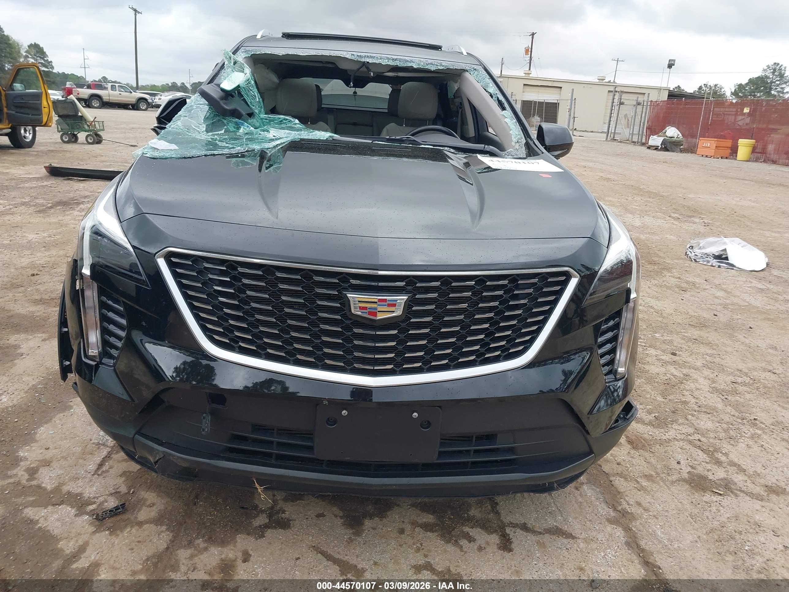 CADILLAC XT4 image 6