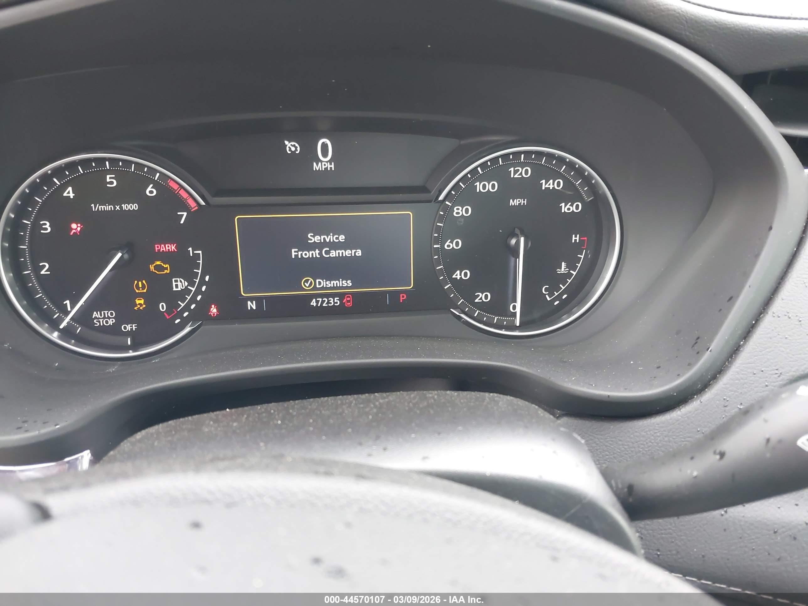 CADILLAC XT4 image 7