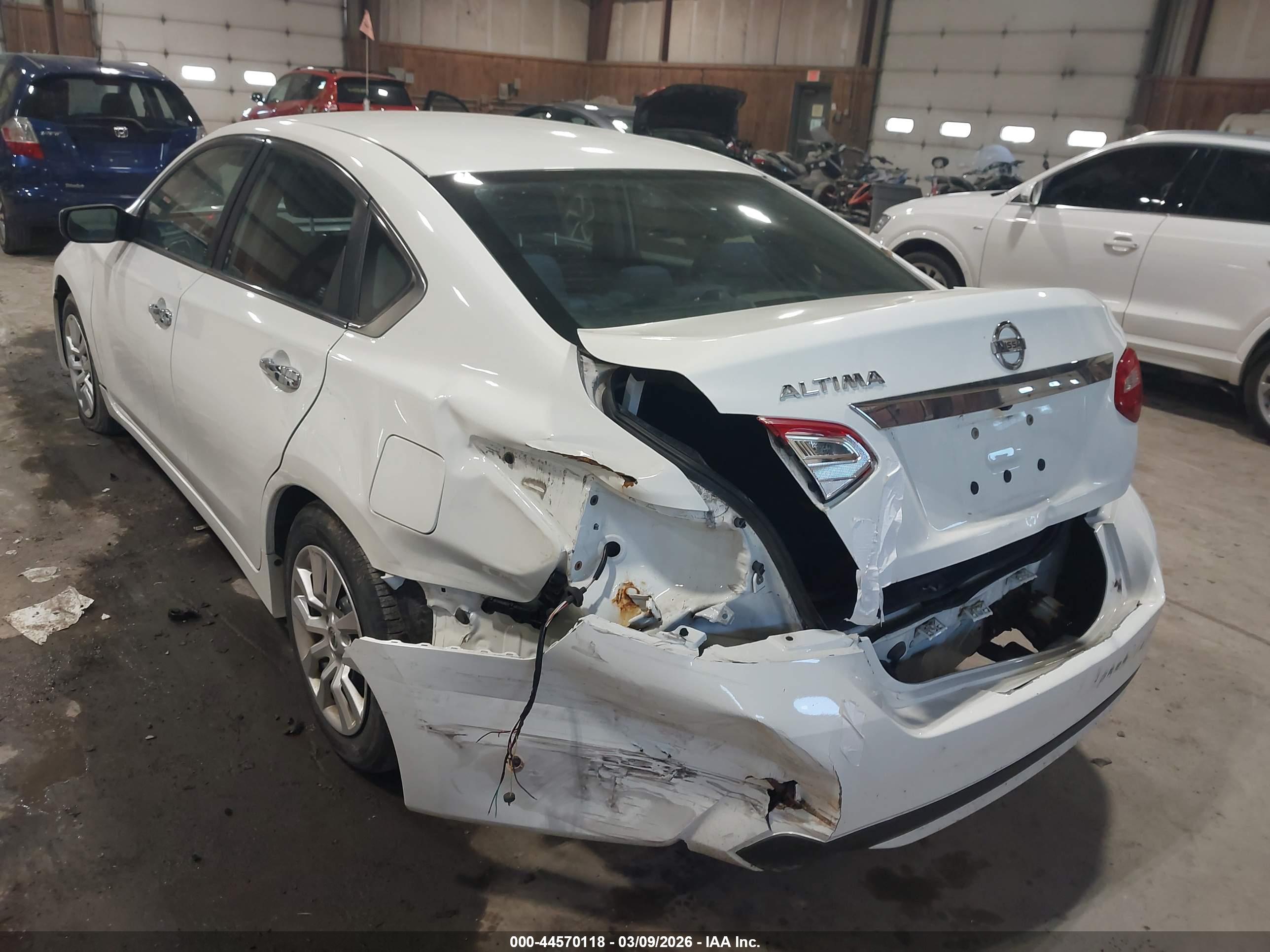NISSAN ALTIMA image 6