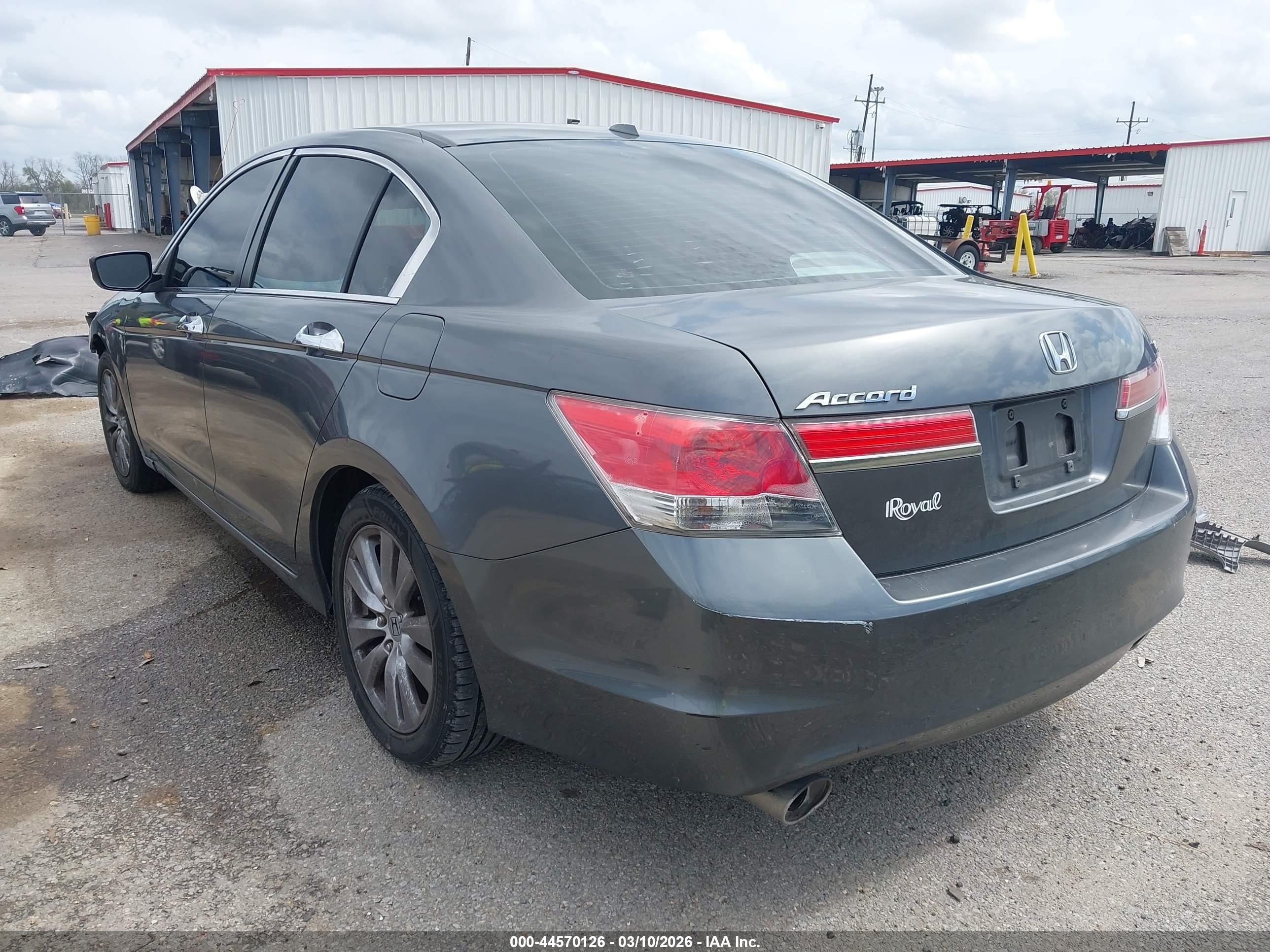 HONDA ACCORD image 3