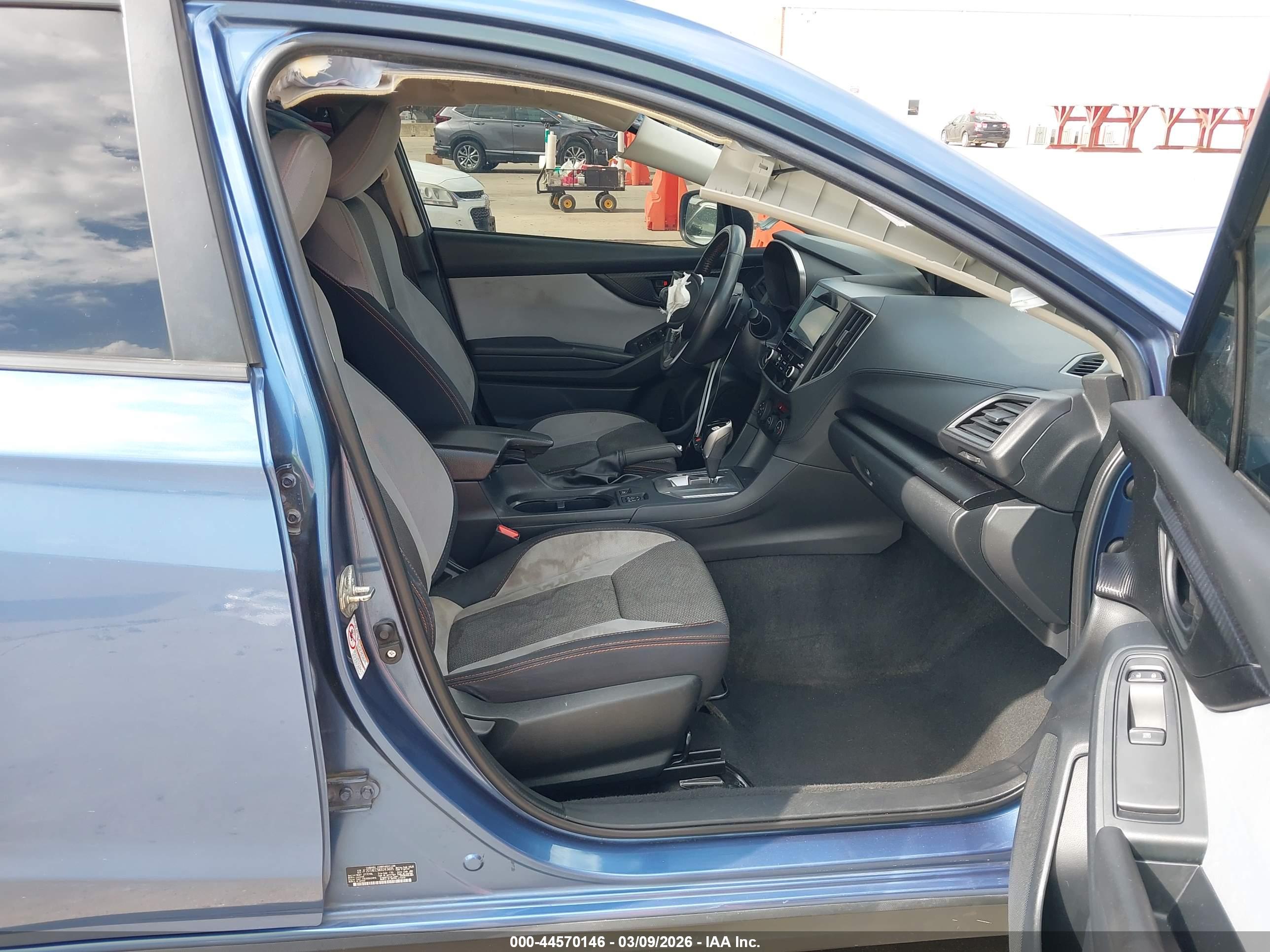 SUBARU CROSSTREK image 5