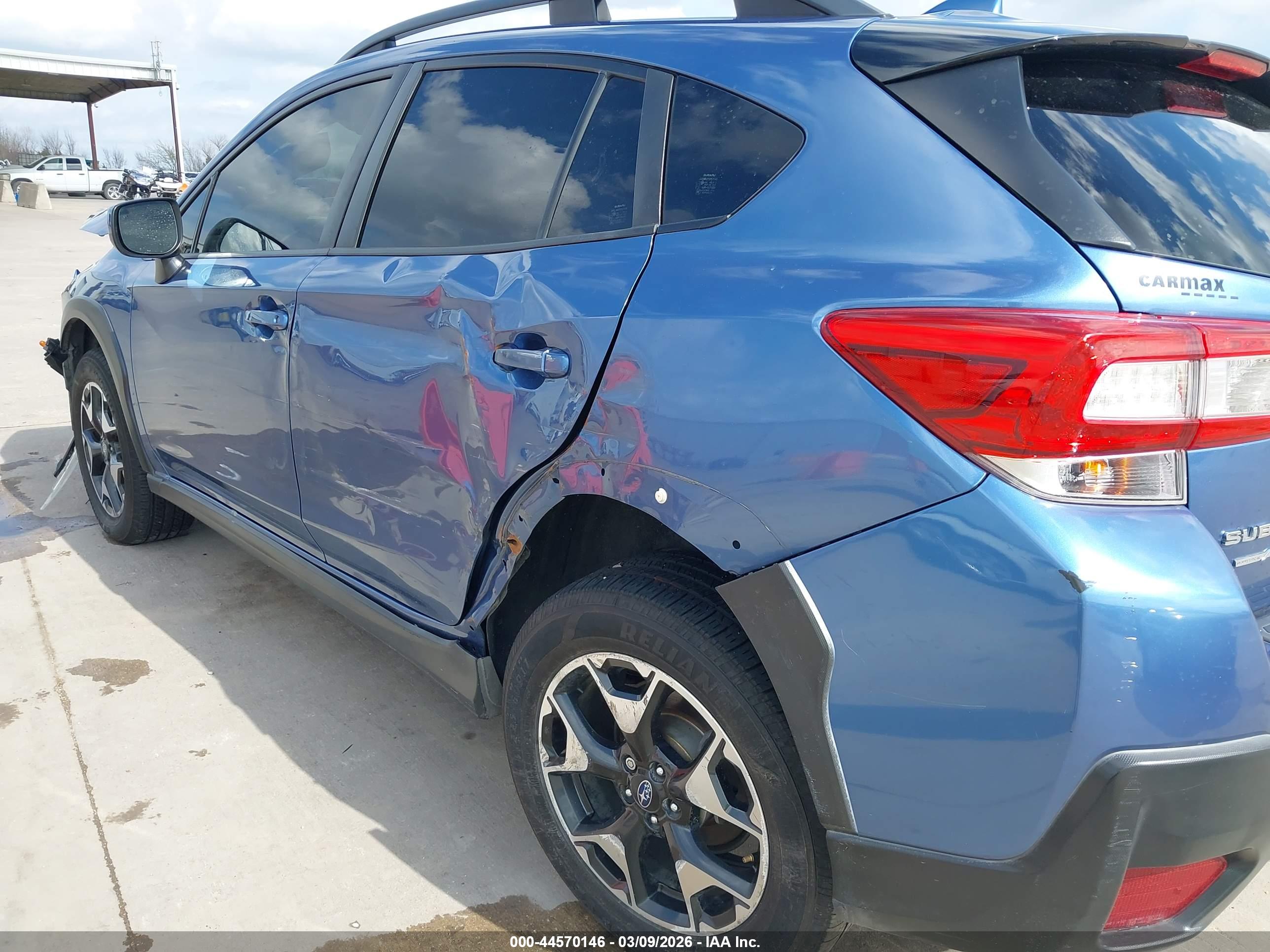SUBARU CROSSTREK image 6