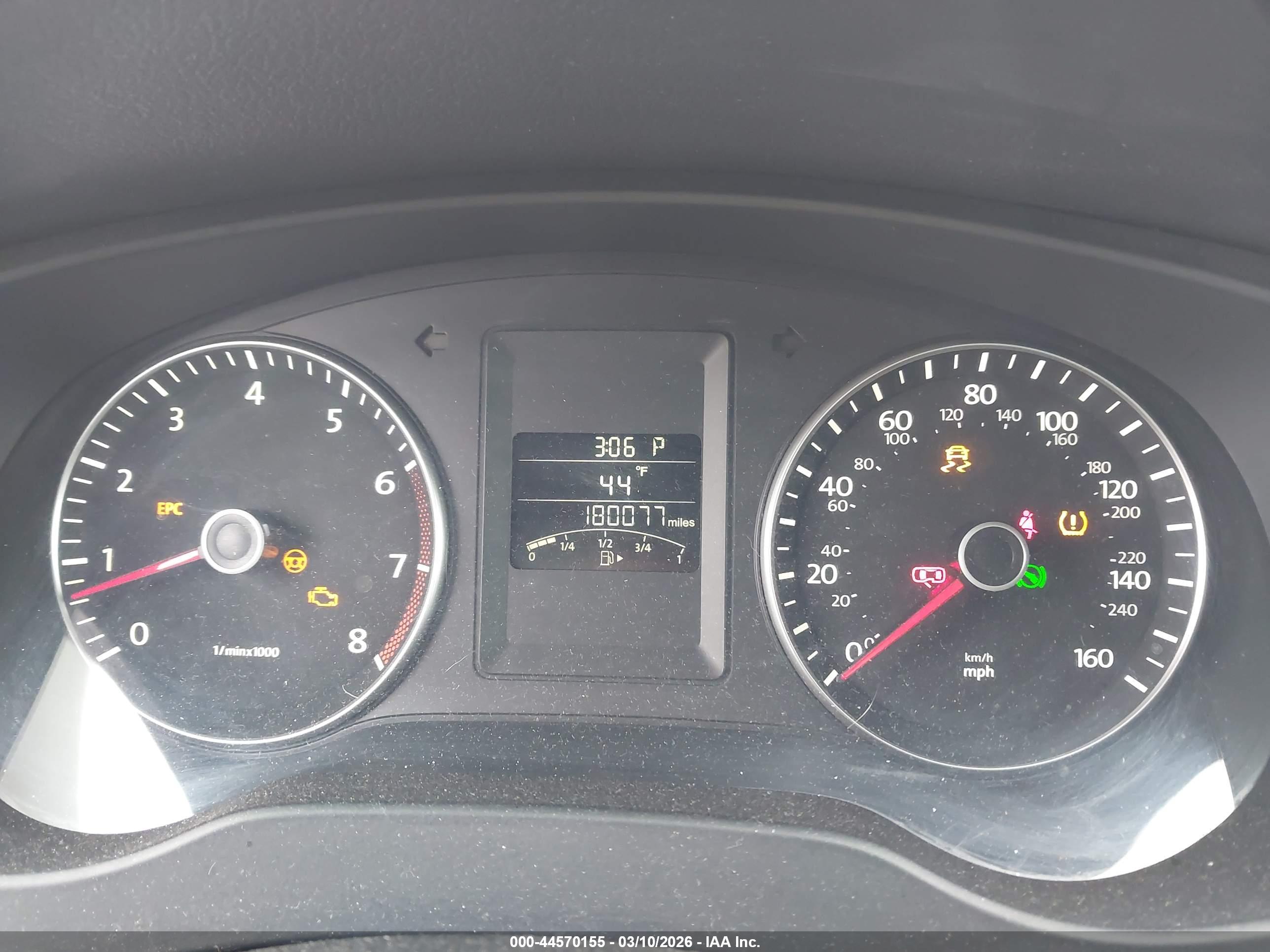 VOLKSWAGEN JETTA image 7