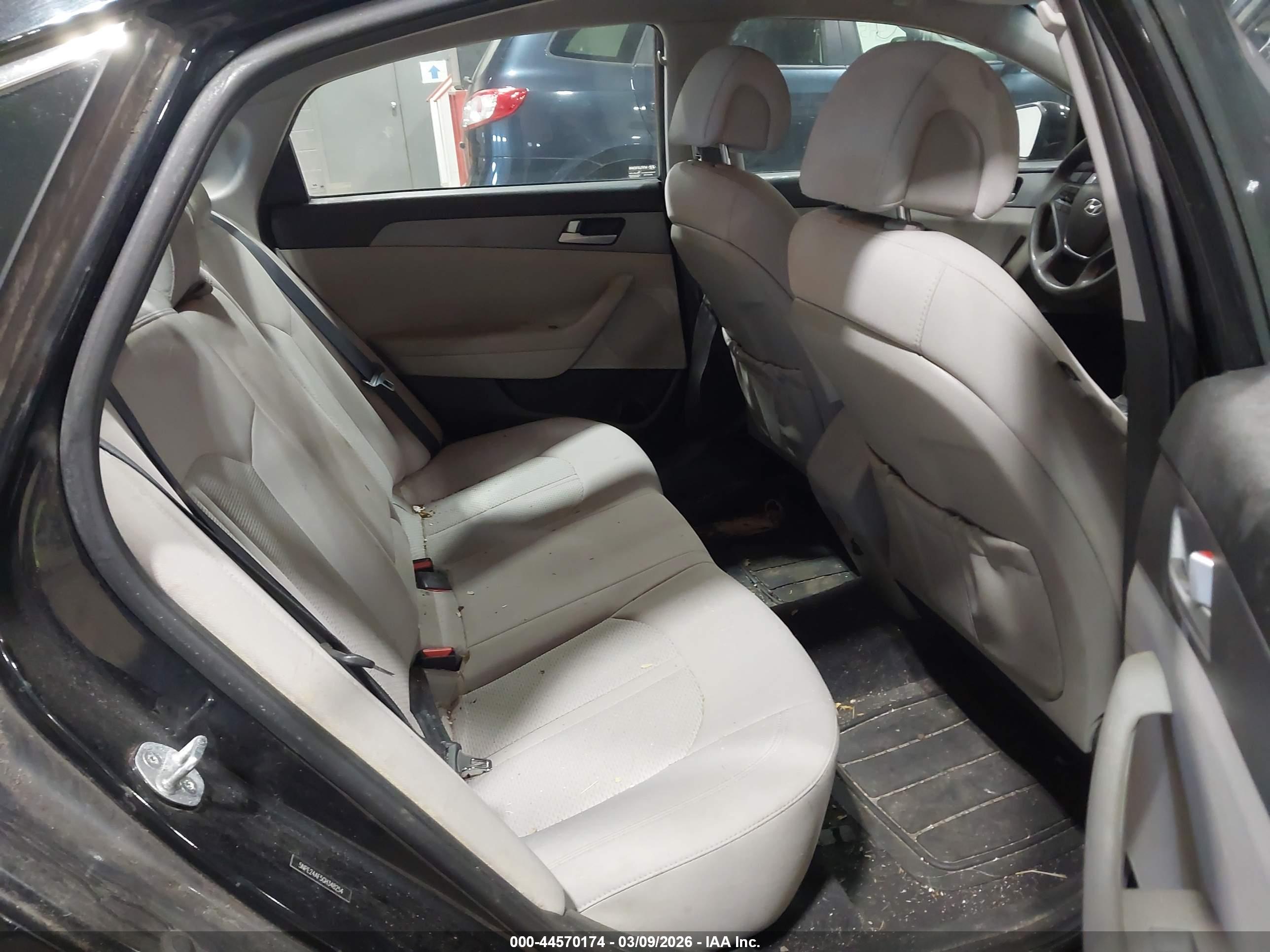 HYUNDAI SONATA image 8