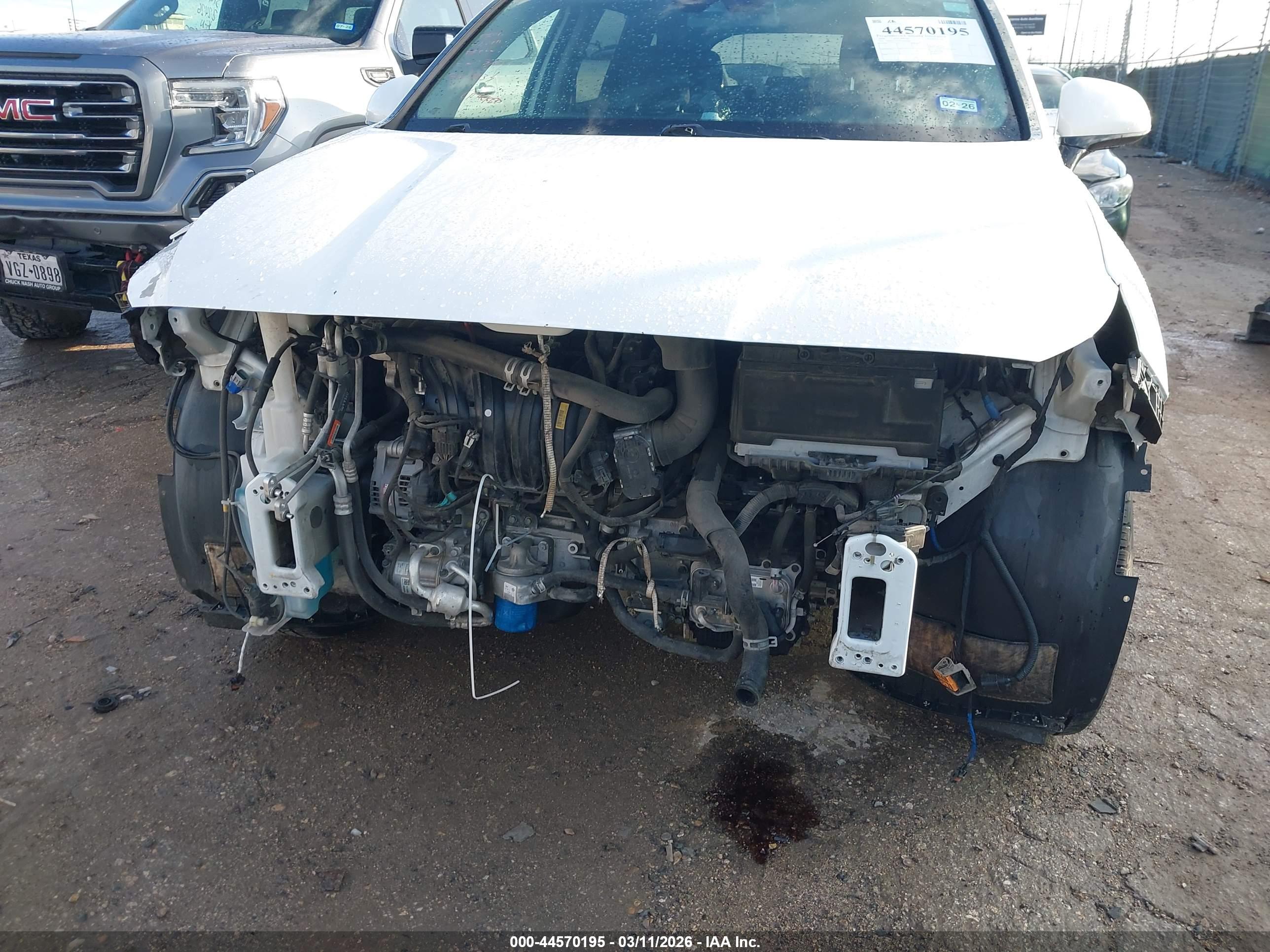 HYUNDAI SANTA image 6