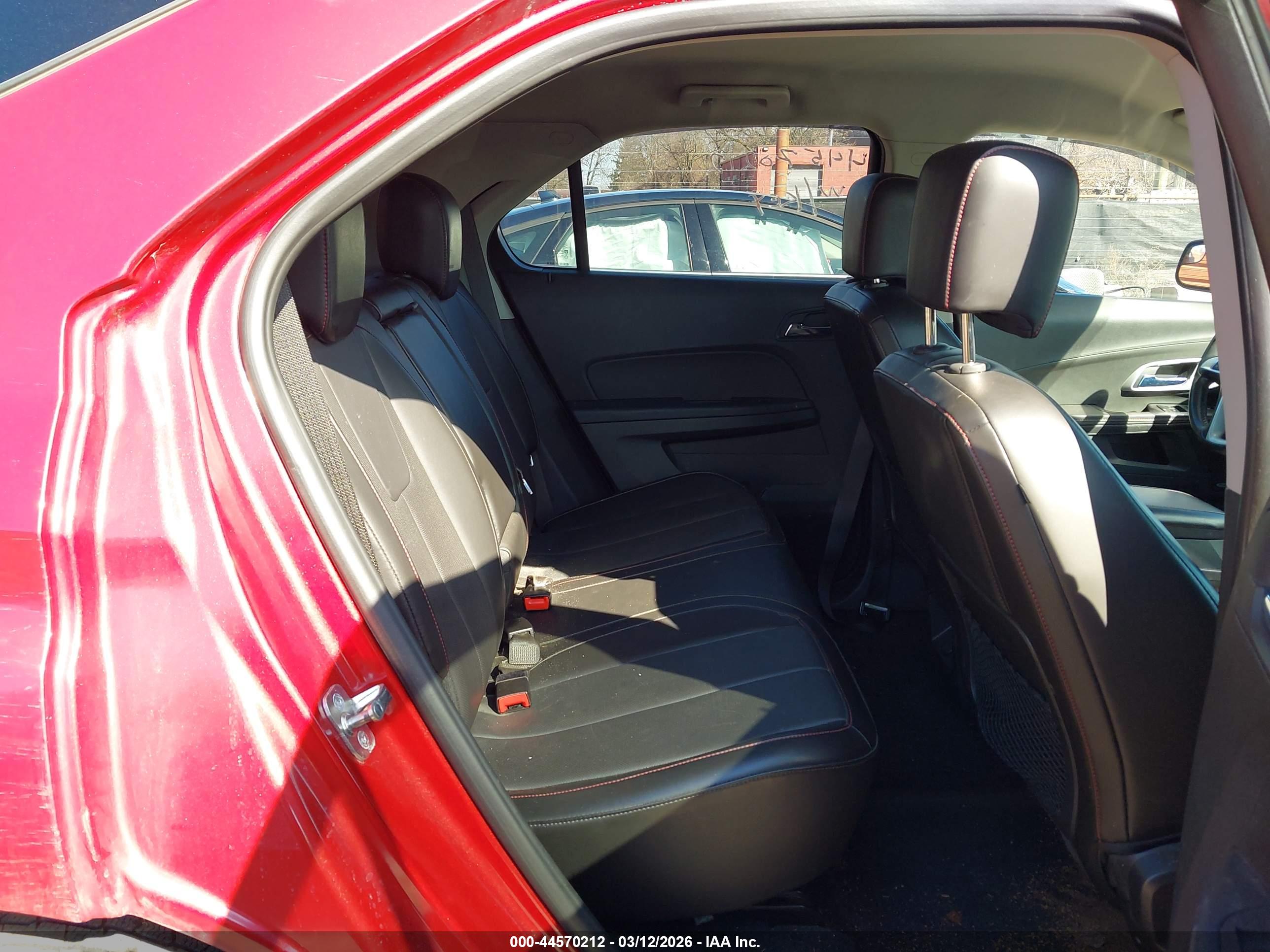 CHEVROLET EQUINOX image 8