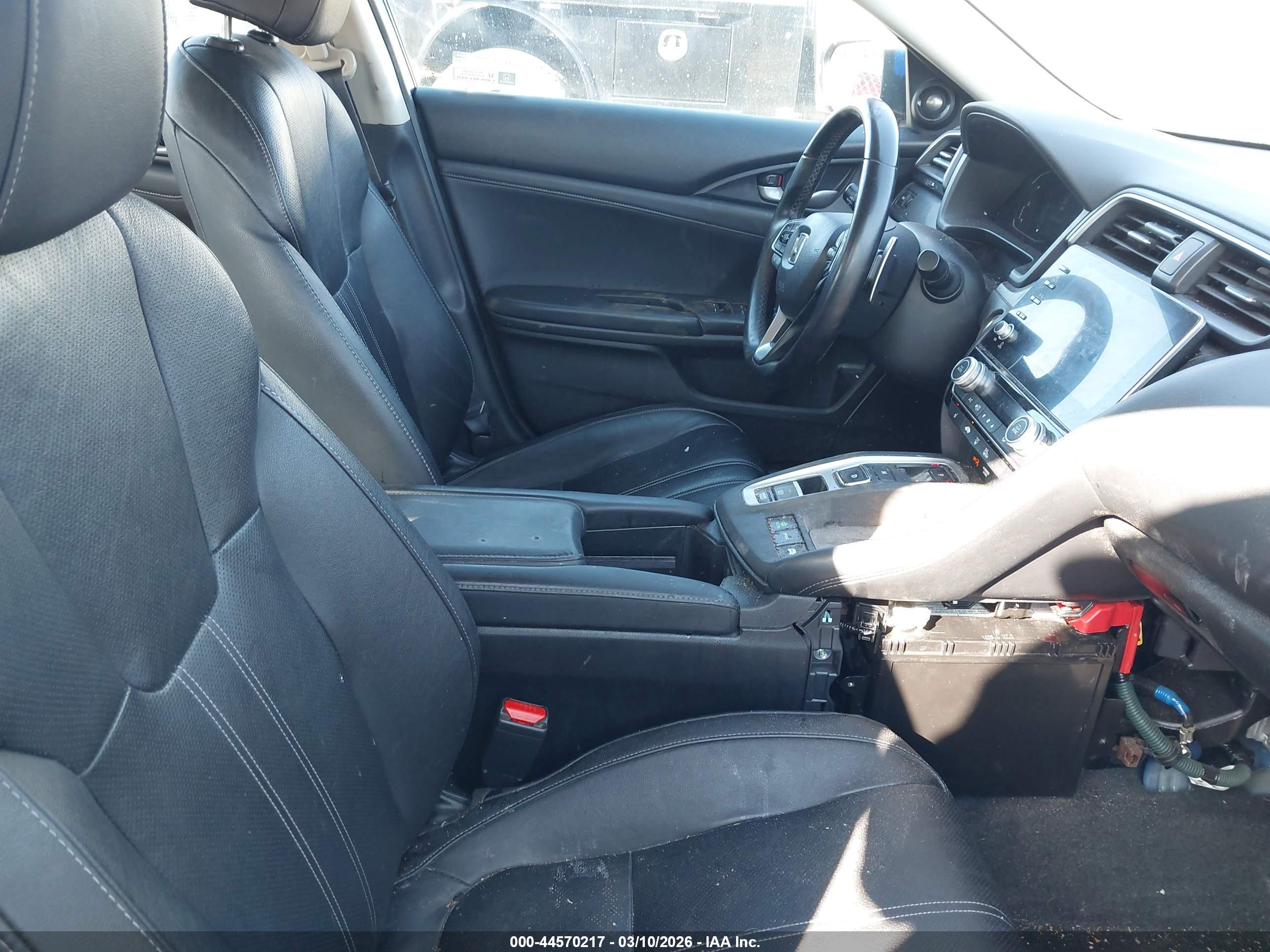 HONDA INSIGHT image 5