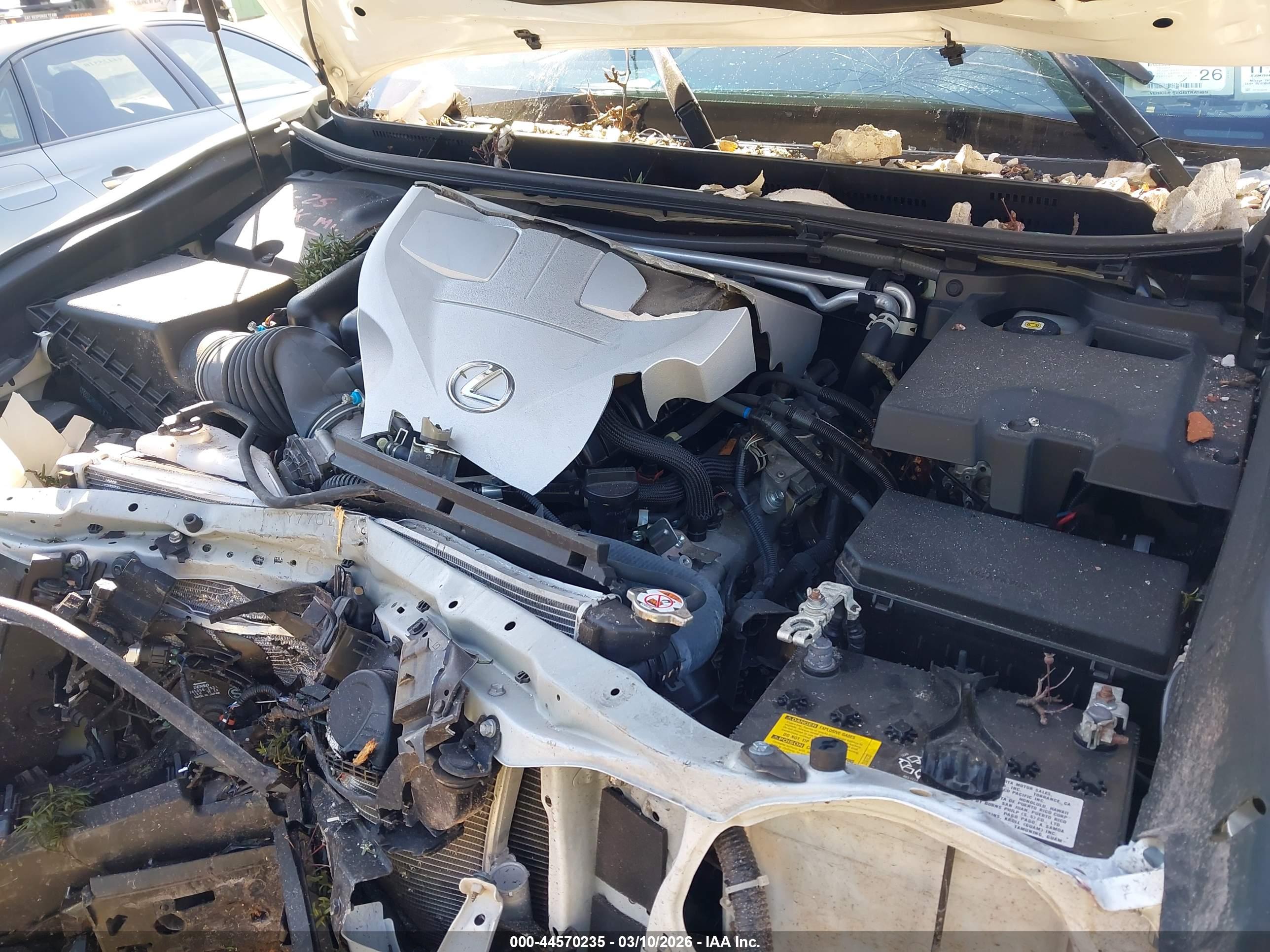 LEXUS GX image 10