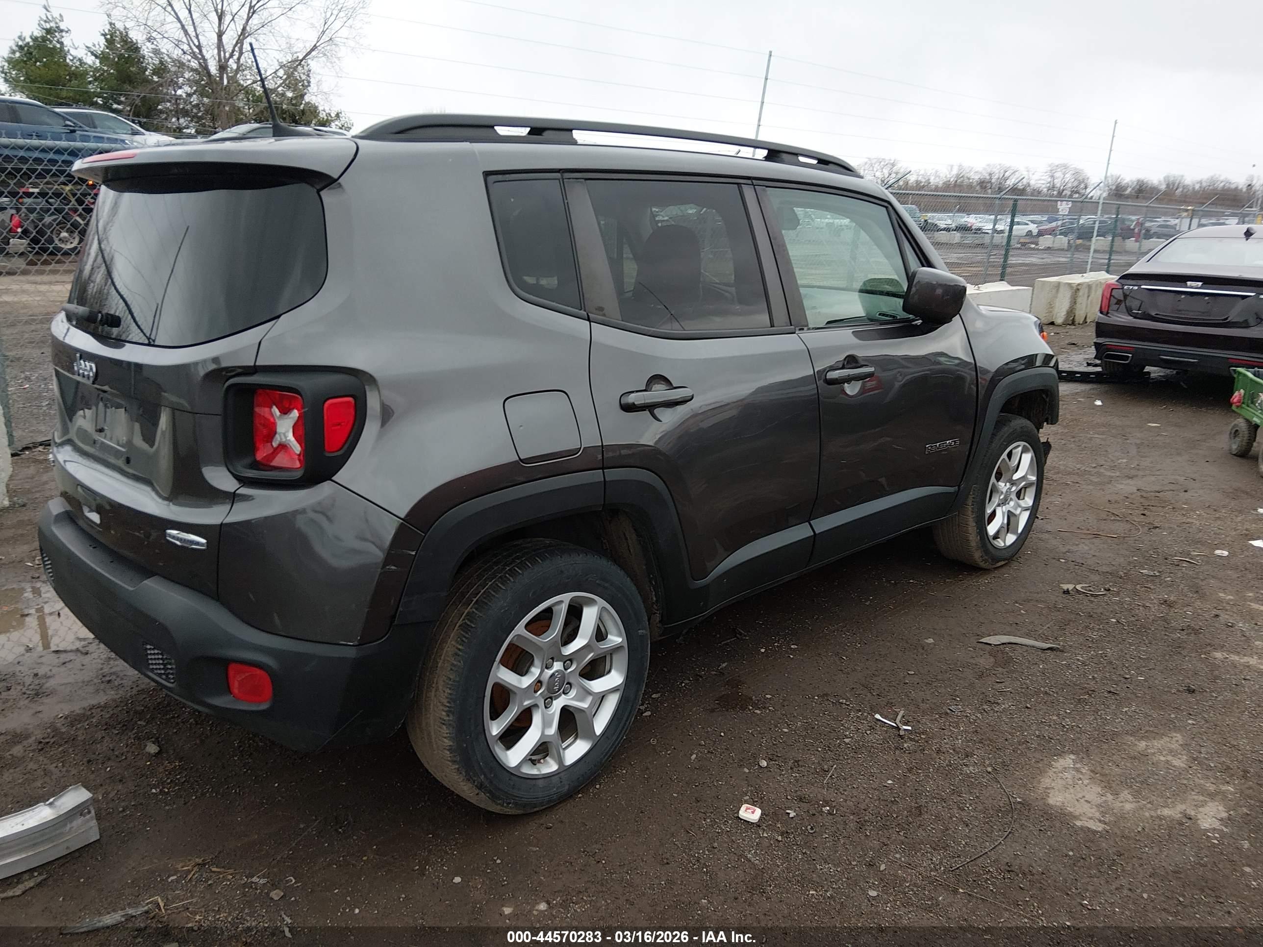 JEEP RENEGADE image 4