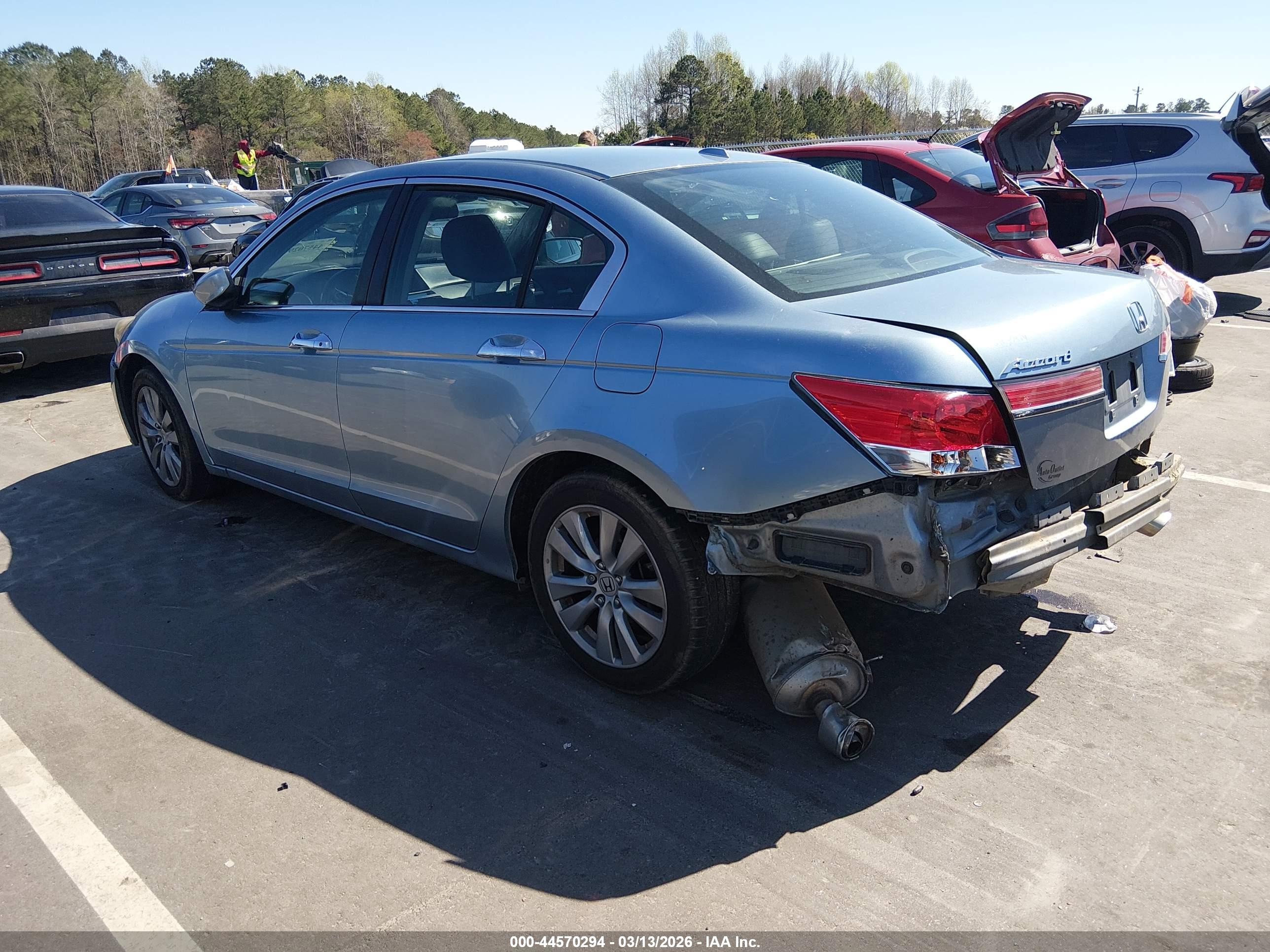 HONDA ACCORD image 3