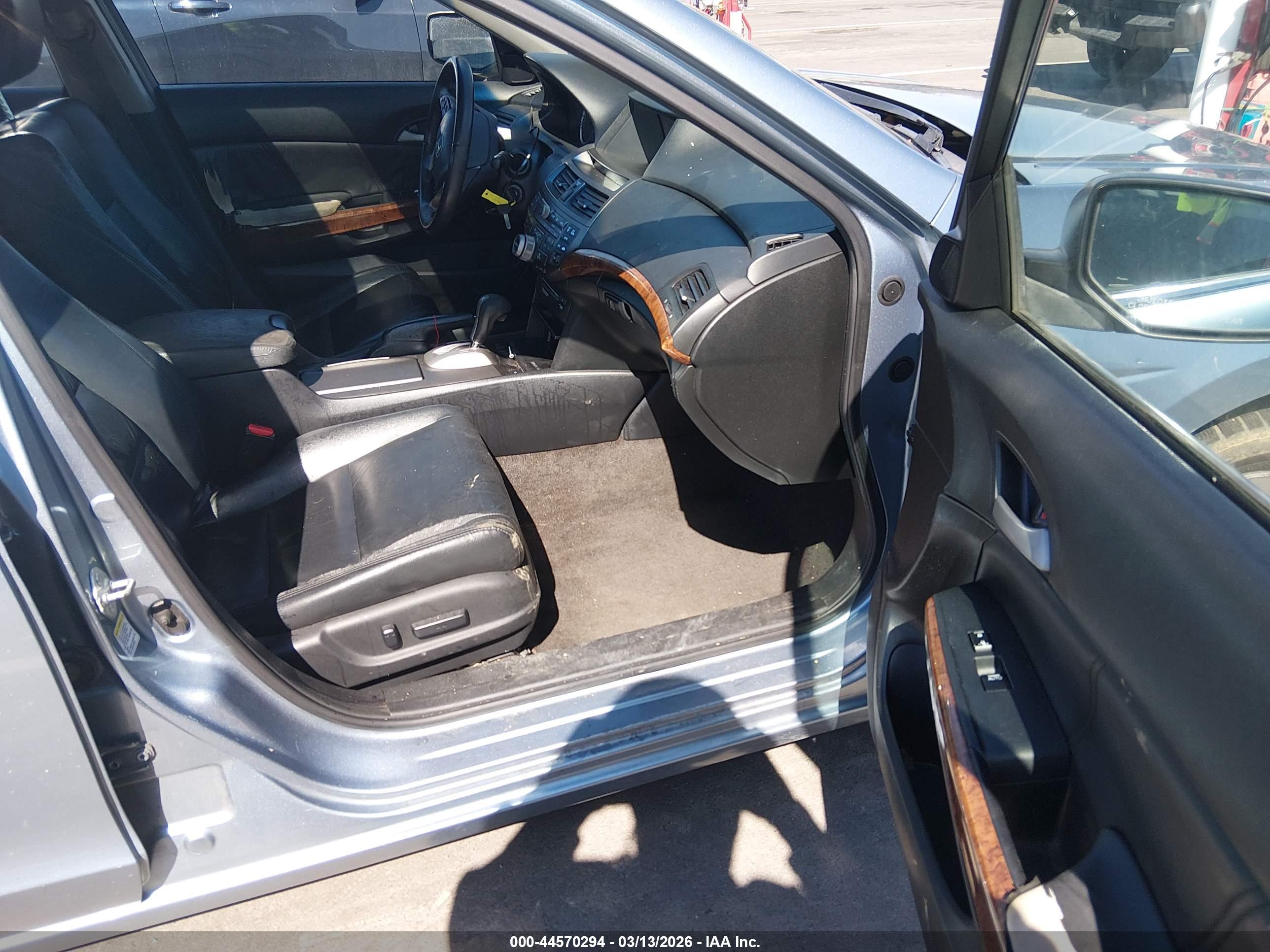 HONDA ACCORD image 5