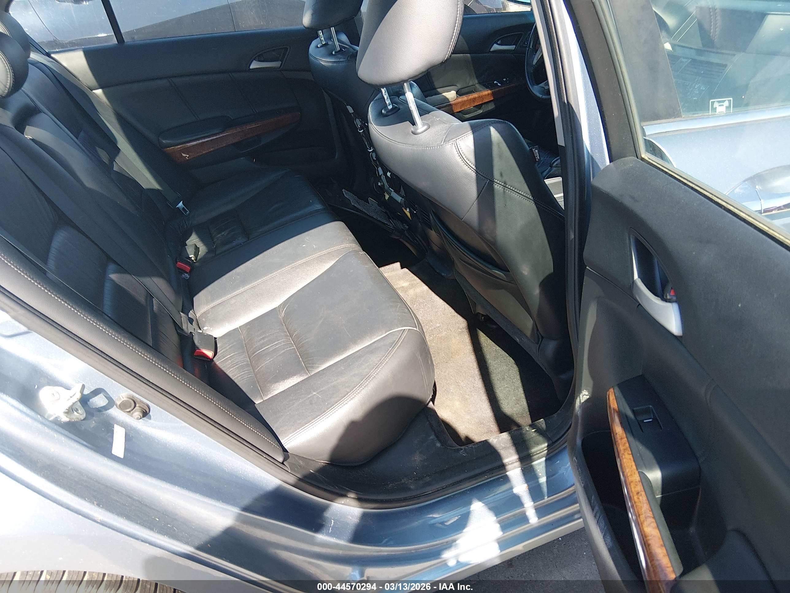 HONDA ACCORD image 8