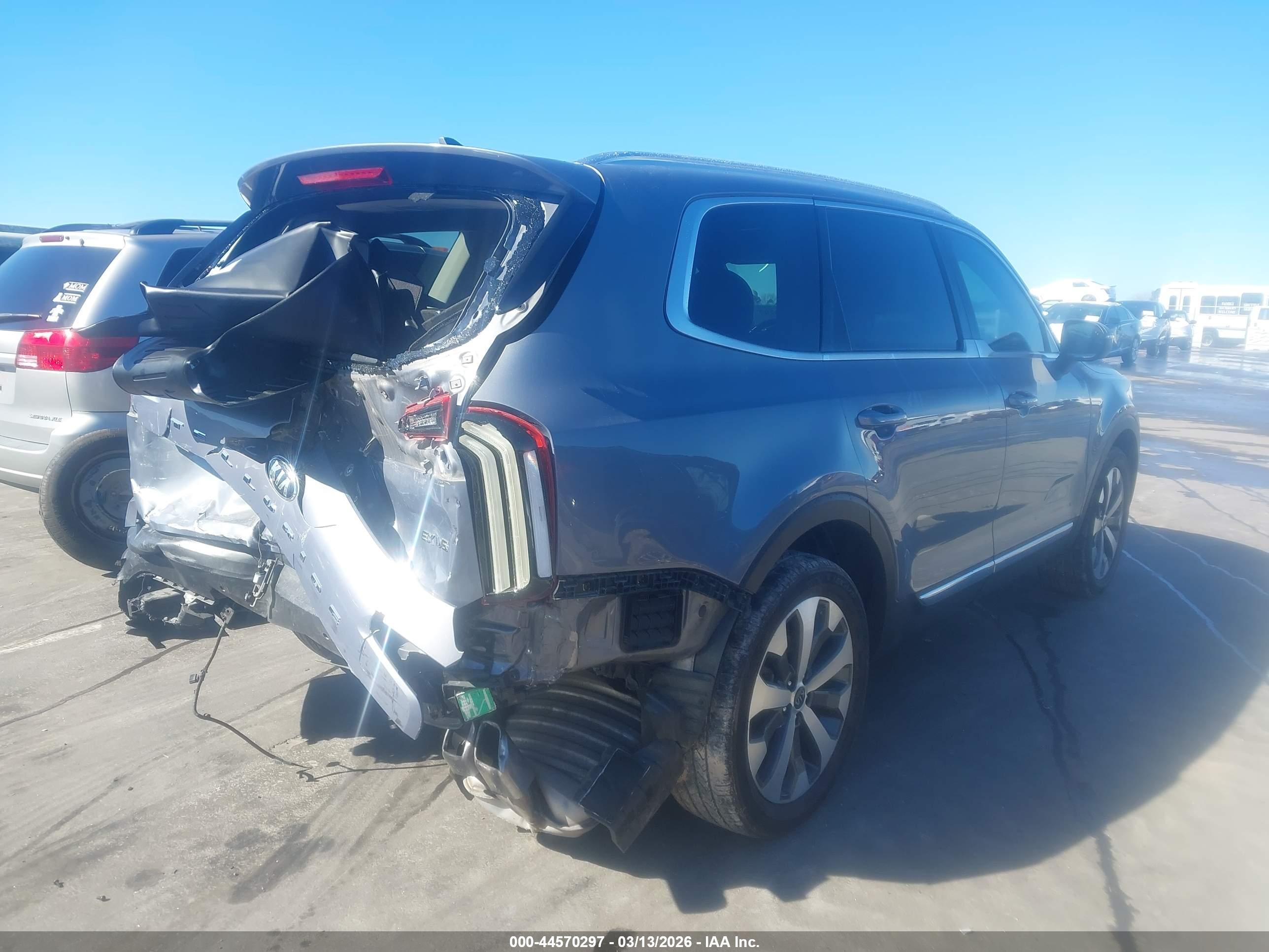 KIA TELLURIDE image 4