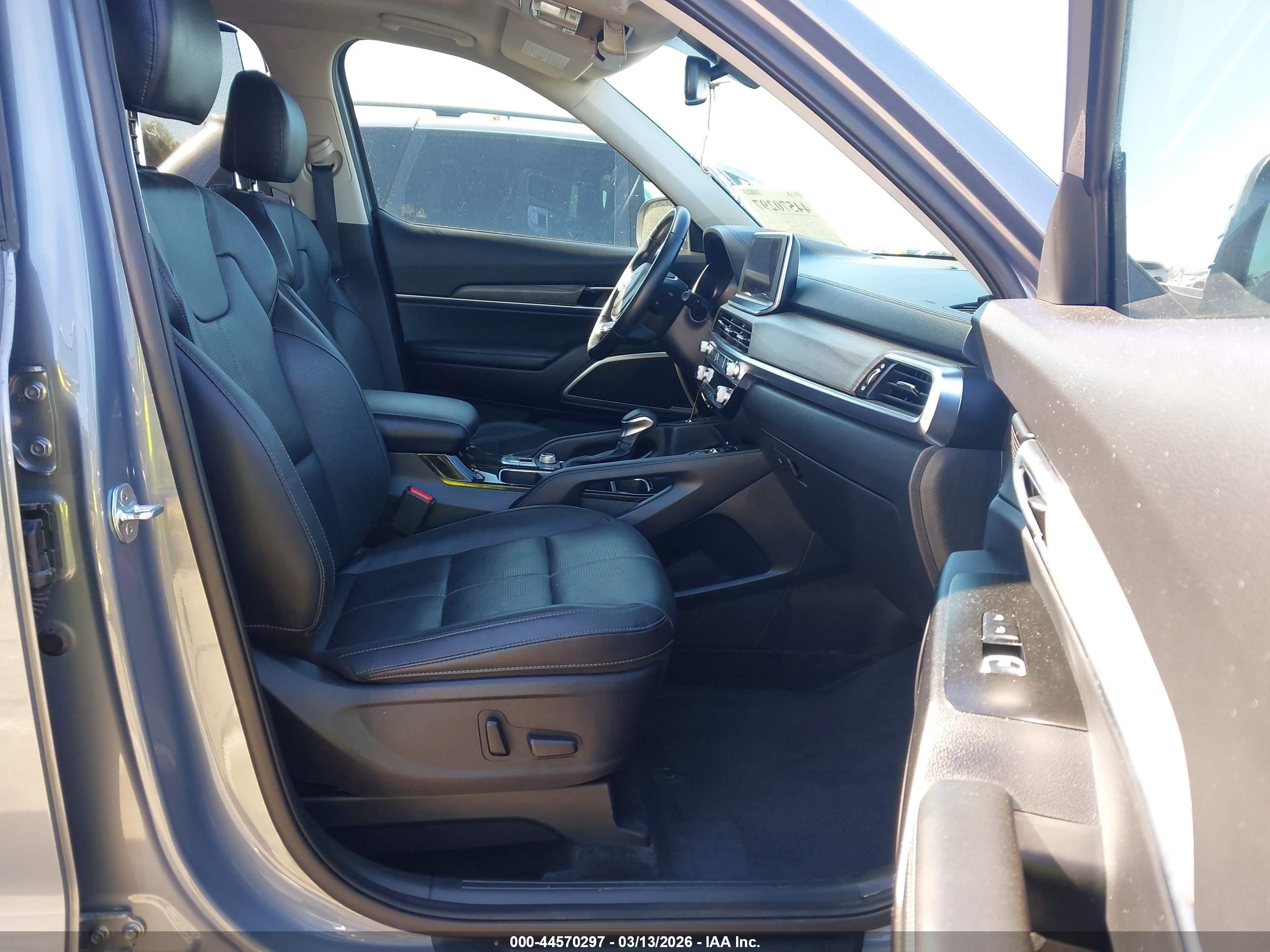 KIA TELLURIDE image 5