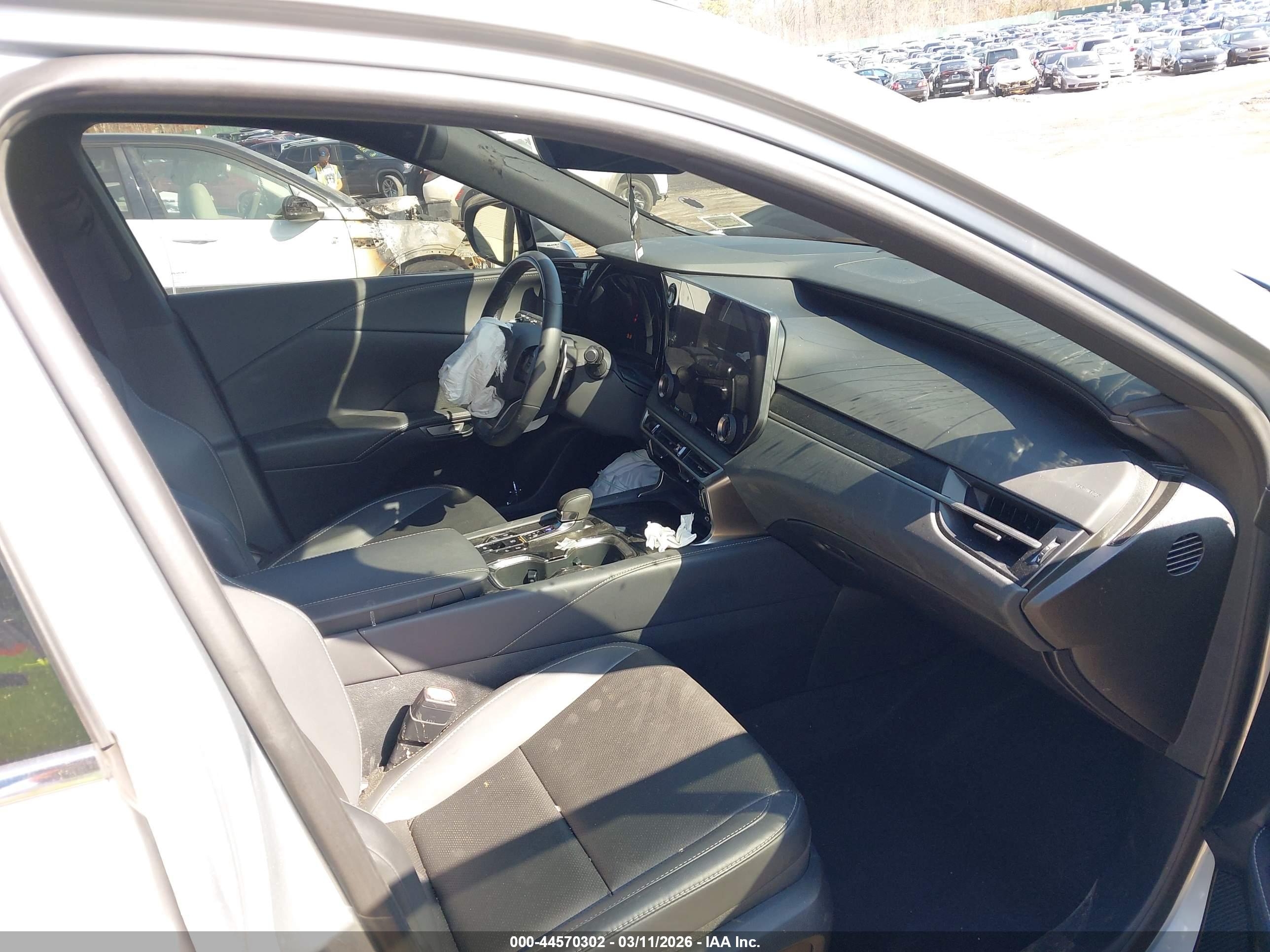 LEXUS RX image 5