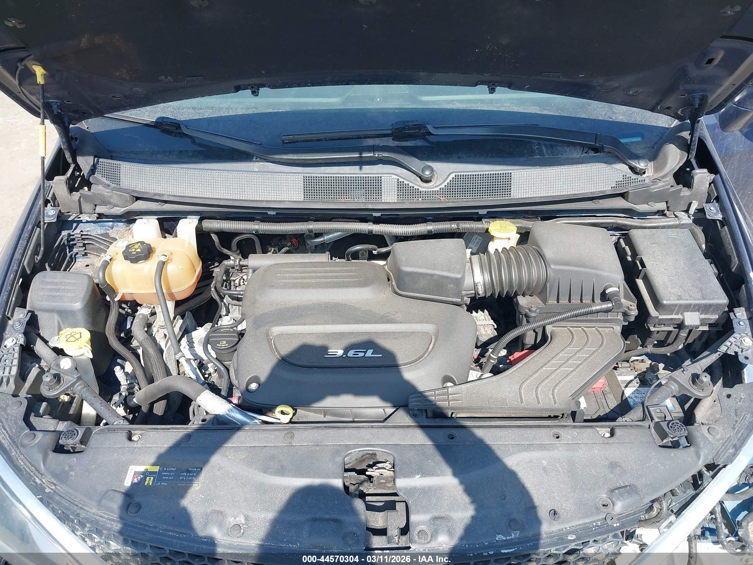 CHRYSLER PACIFICA image 10