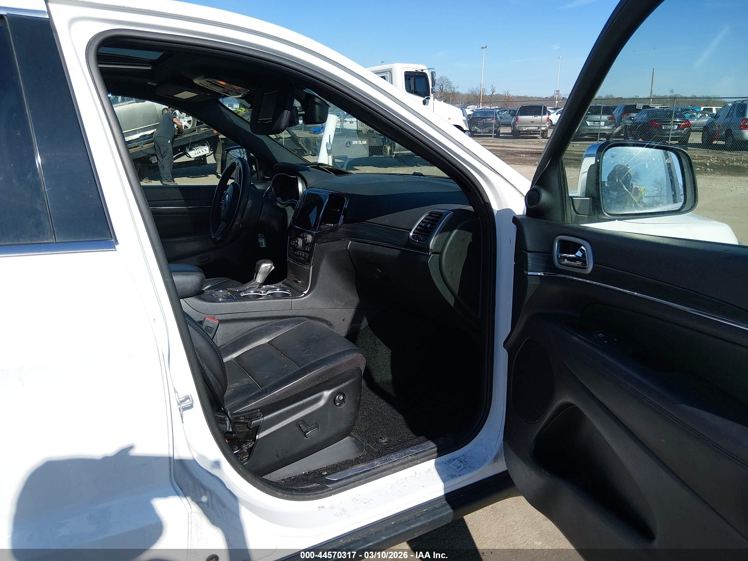 JEEP GRAND image 5