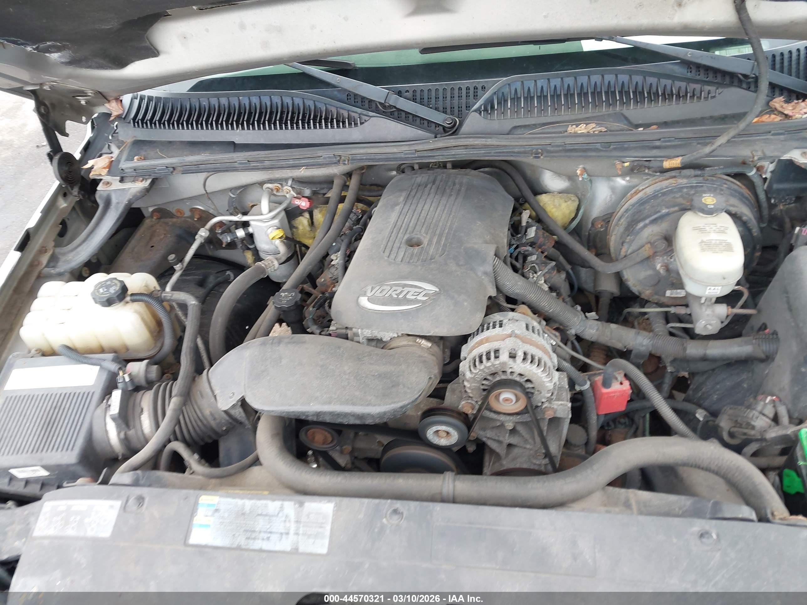 CHEVROLET SILVERADO image 10