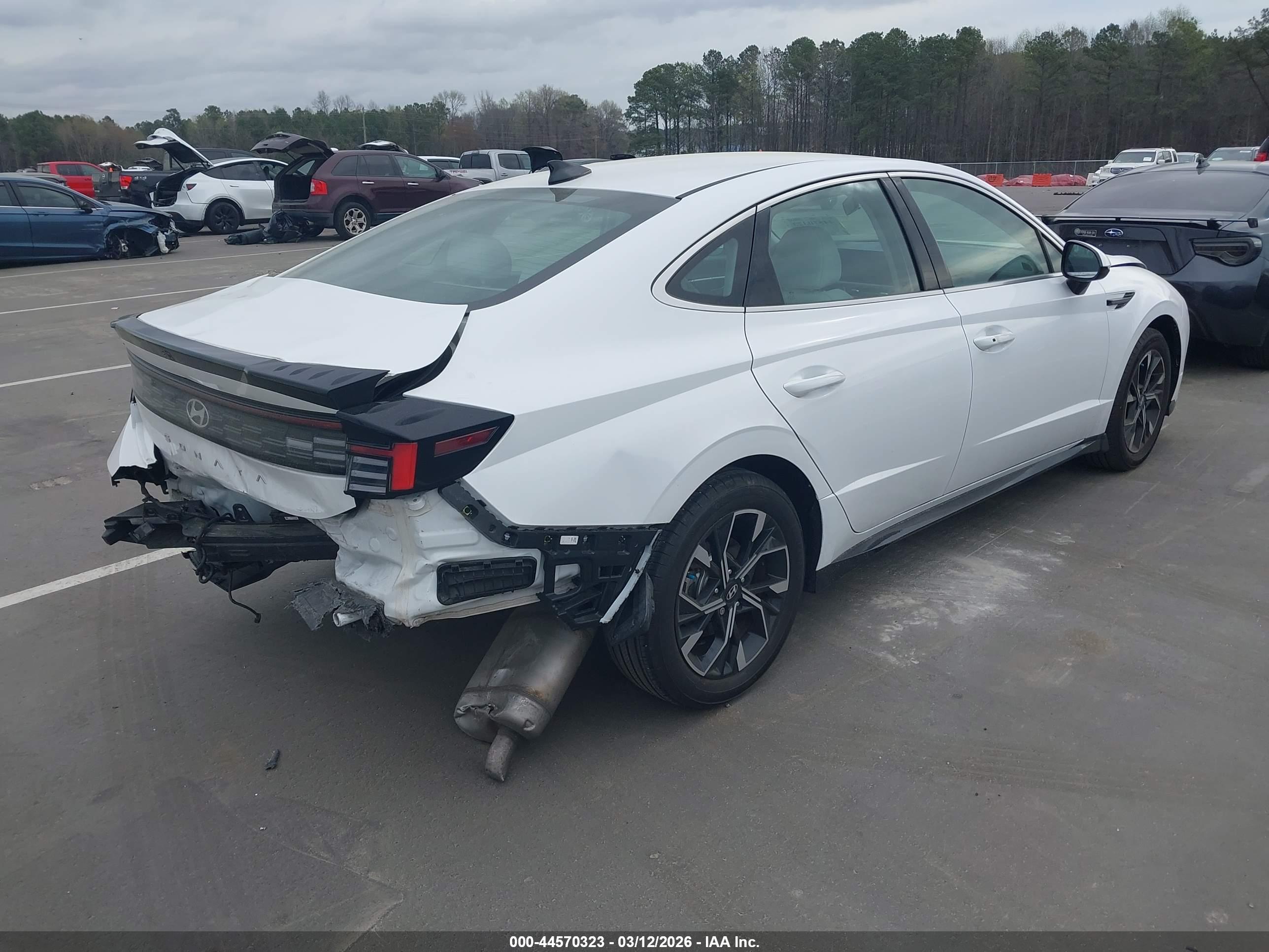 HYUNDAI SONATA image 4