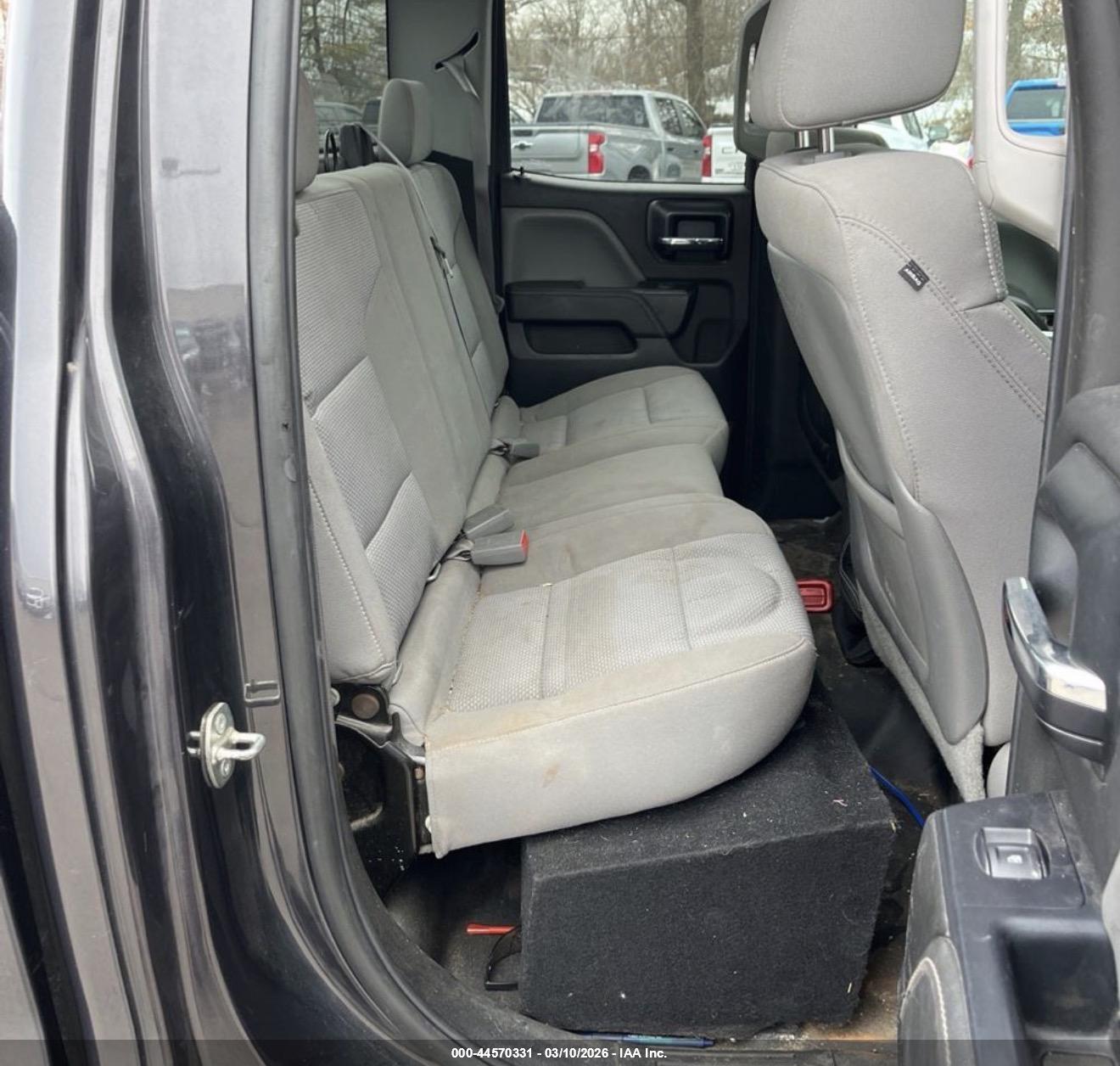 CHEVROLET SILVERADO image 8