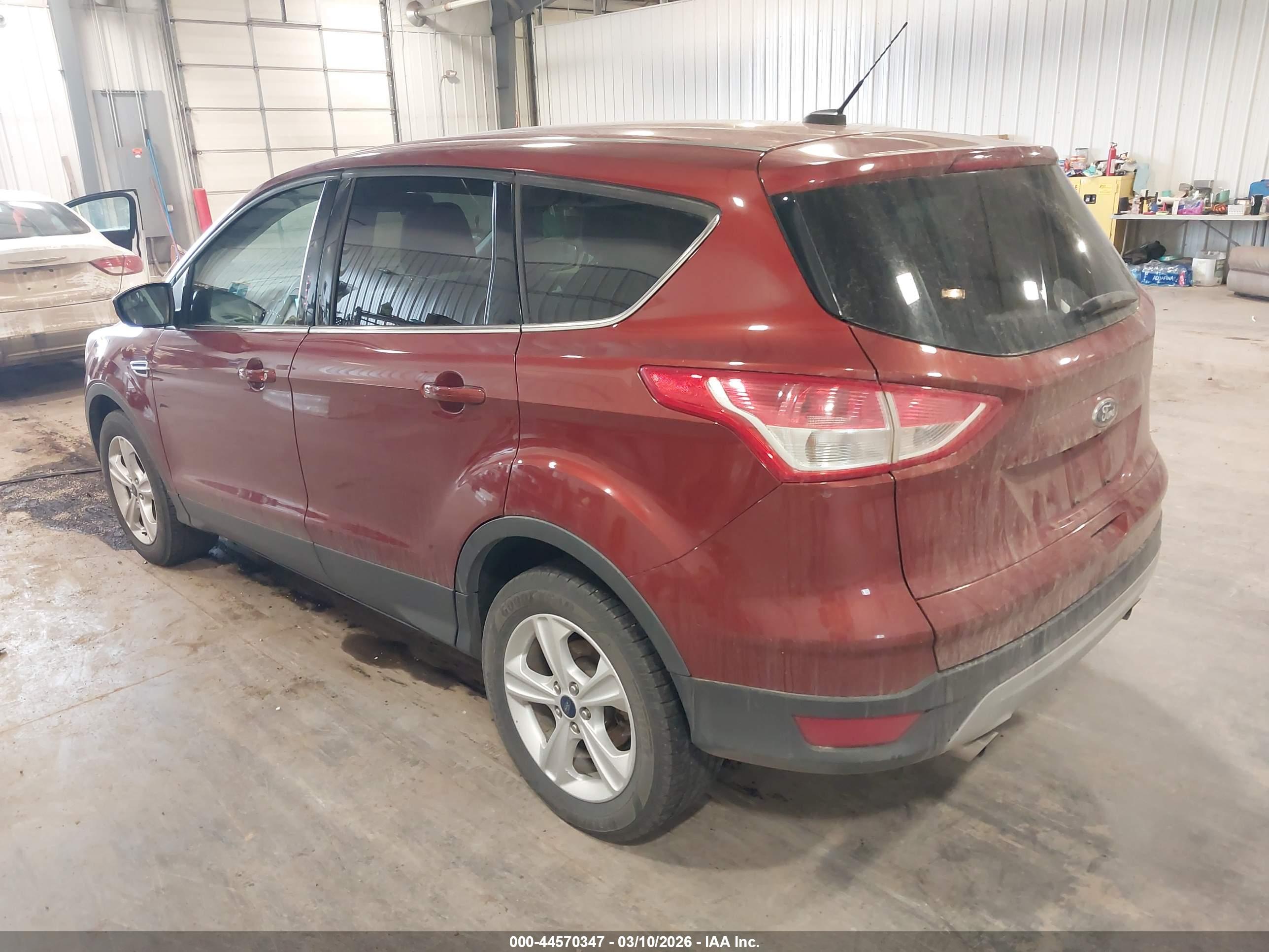 FORD ESCAPE image 3