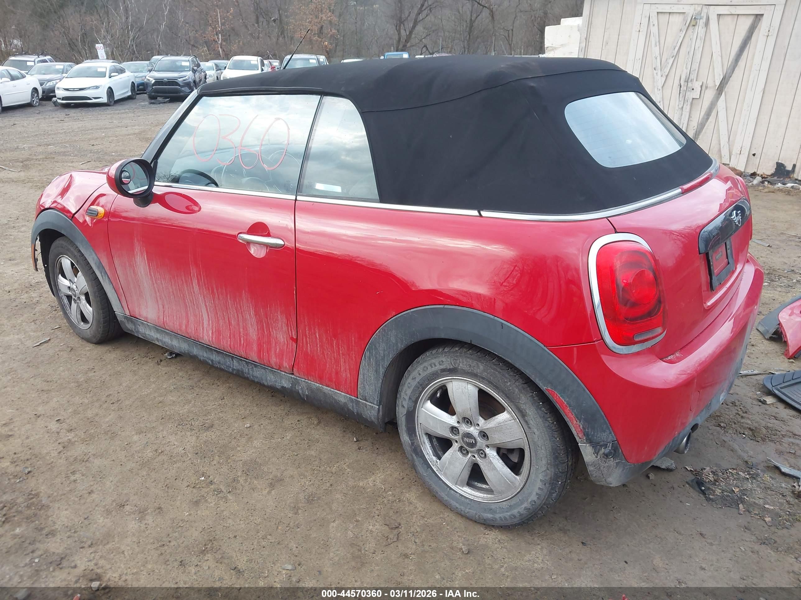 MINI CONVERTIBLE image 3