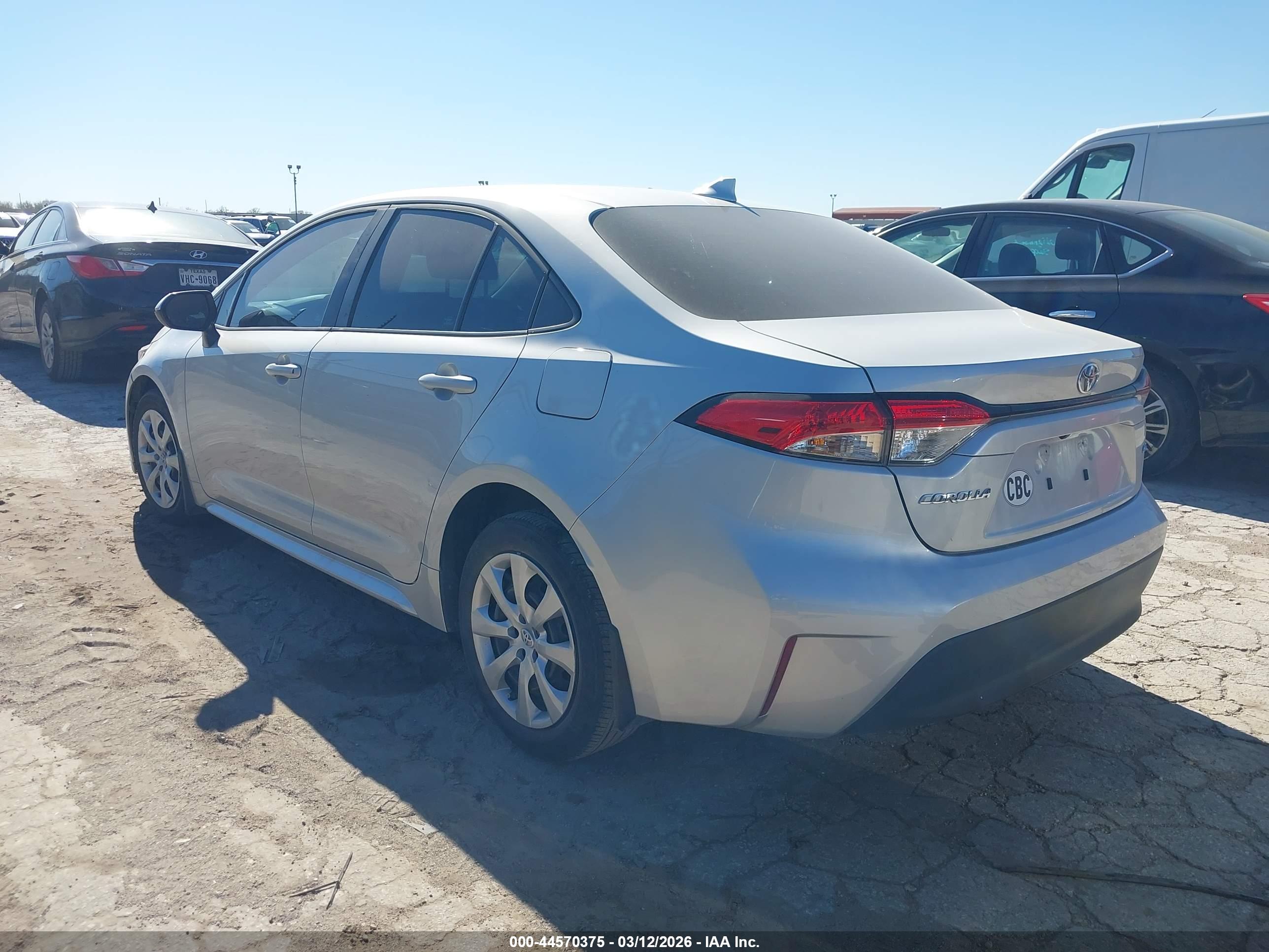 TOYOTA COROLLA image 3