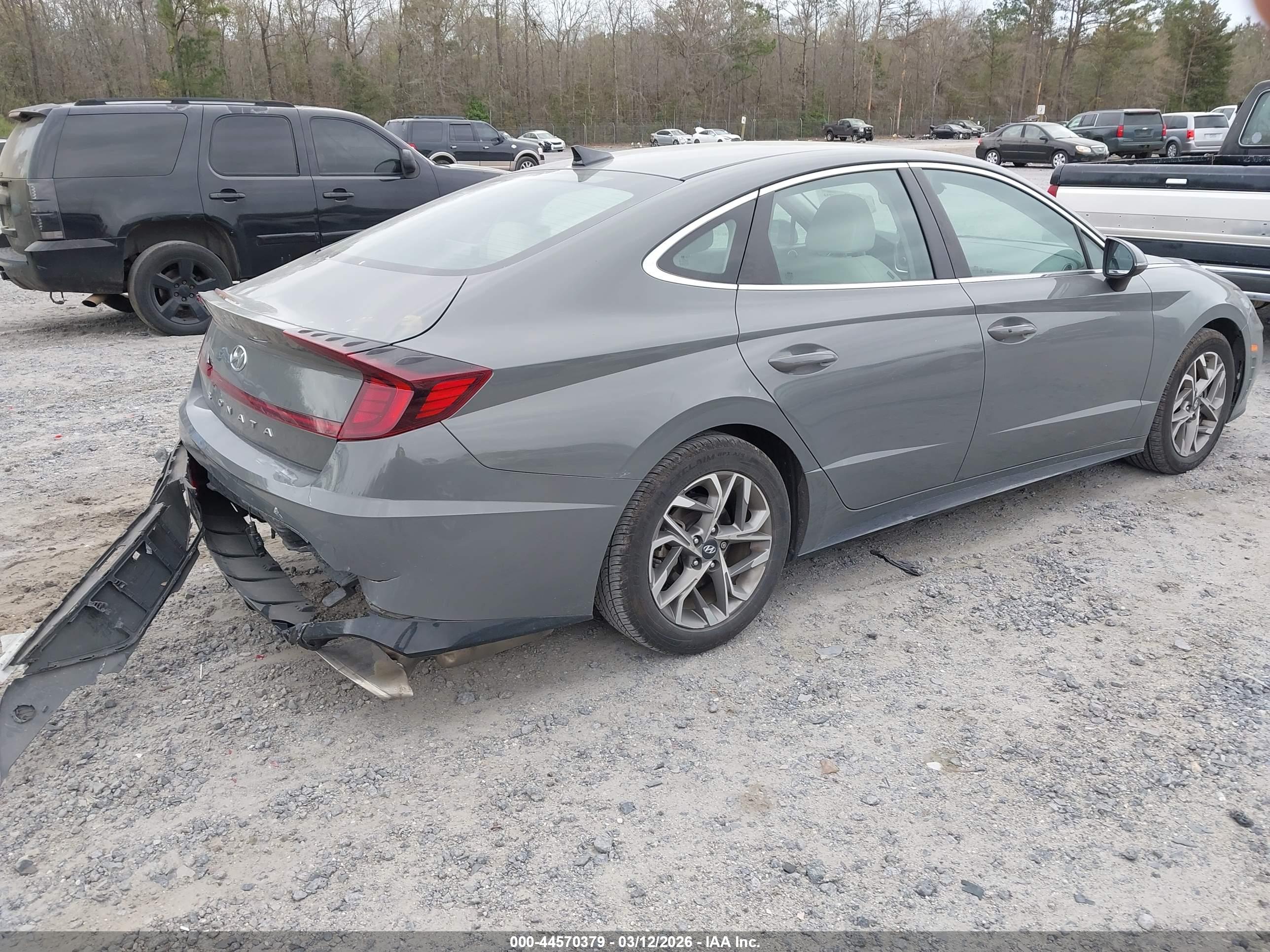 HYUNDAI SONATA image 4
