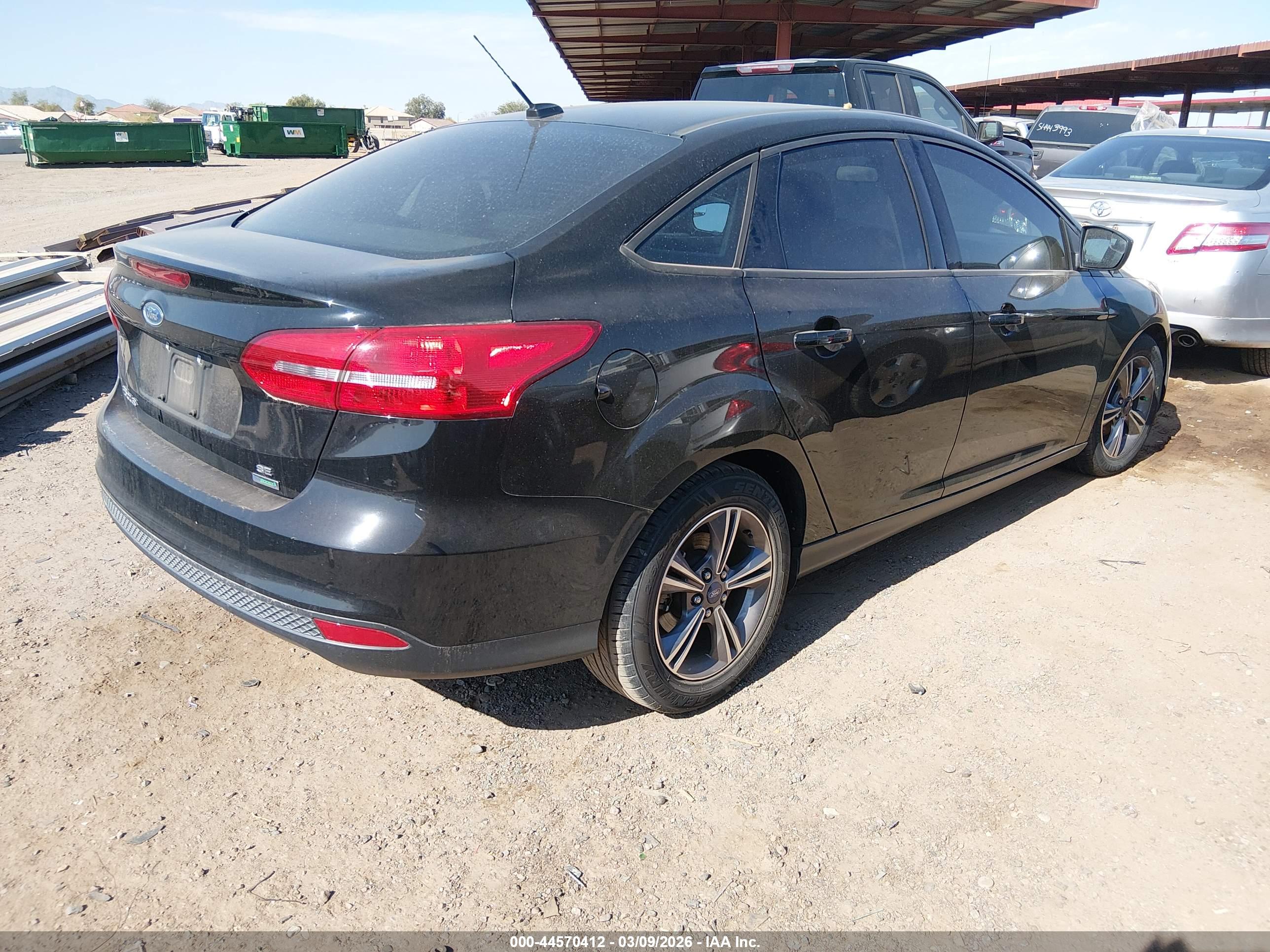 FORD FOCUS image 4