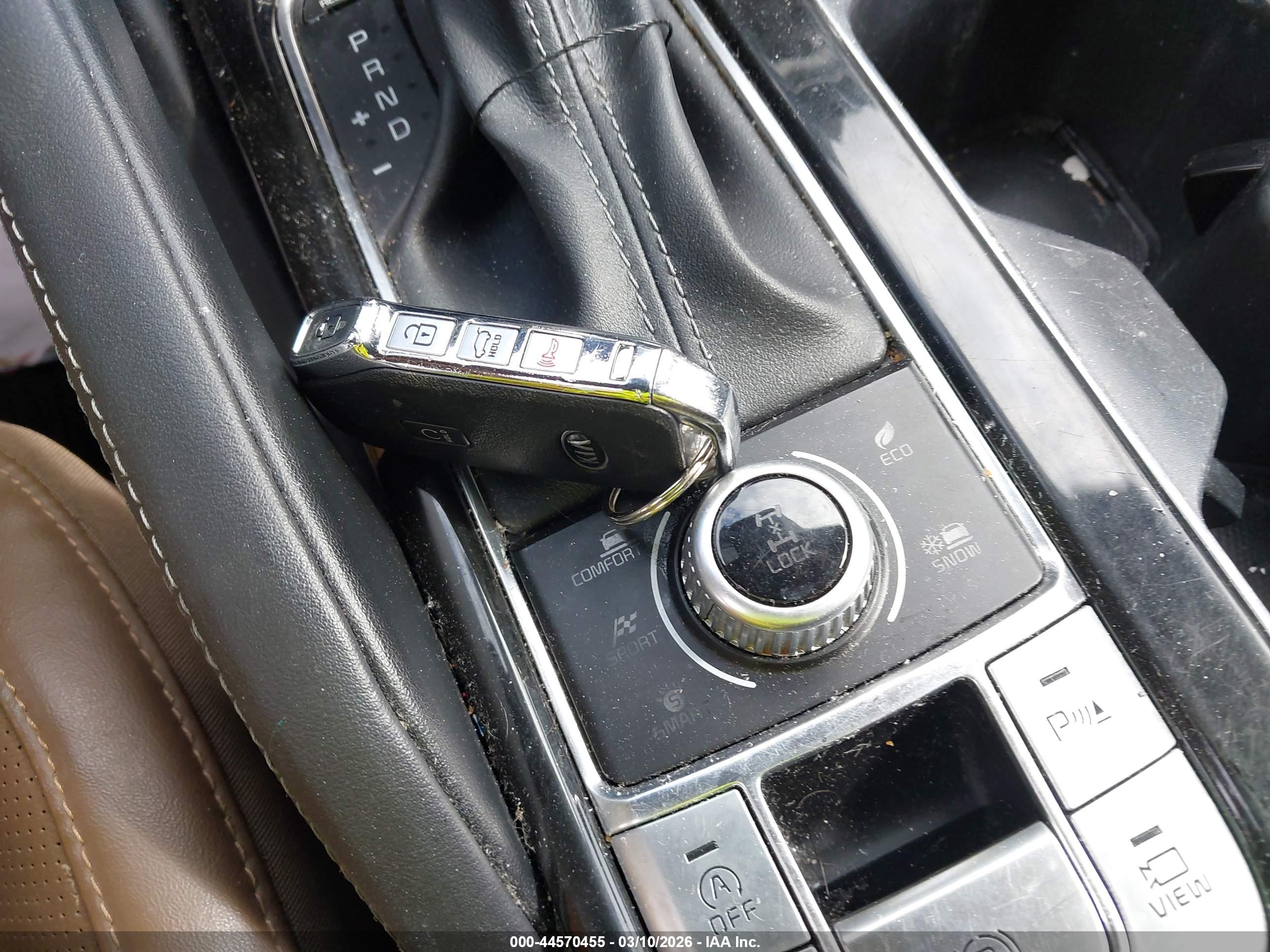 KIA TELLURIDE image 11