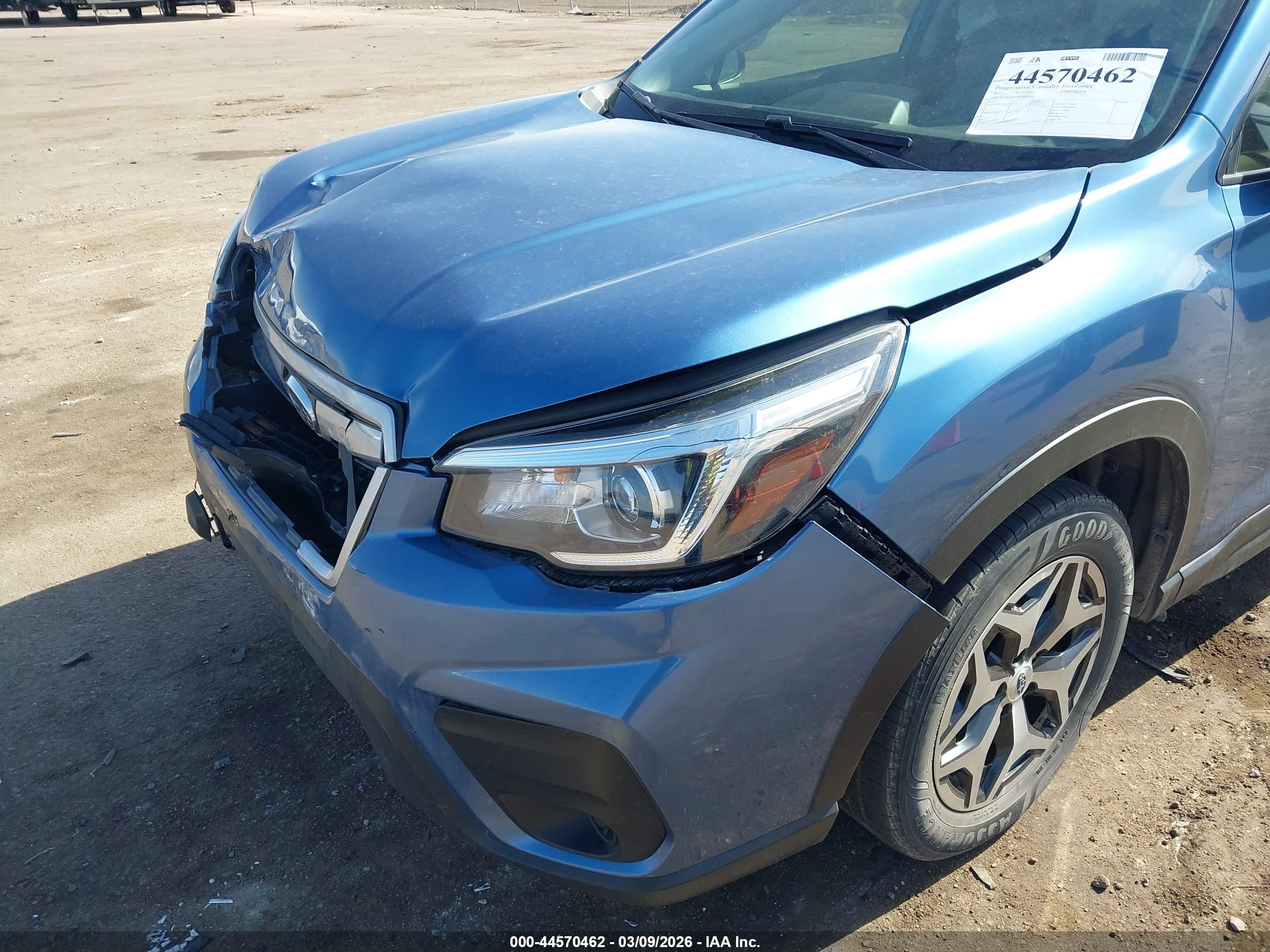 SUBARU FORESTER image 6