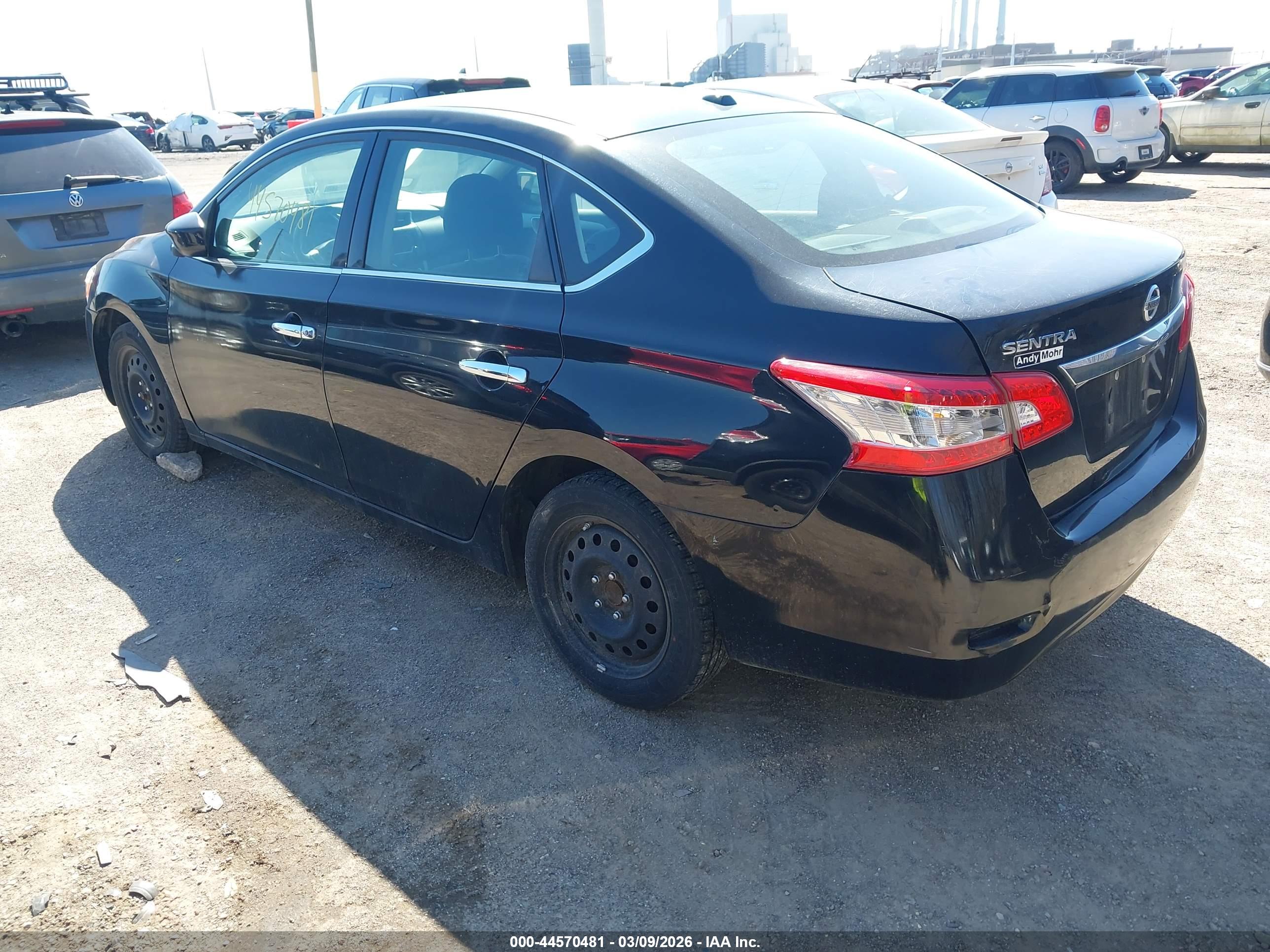 NISSAN SENTRA image 3
