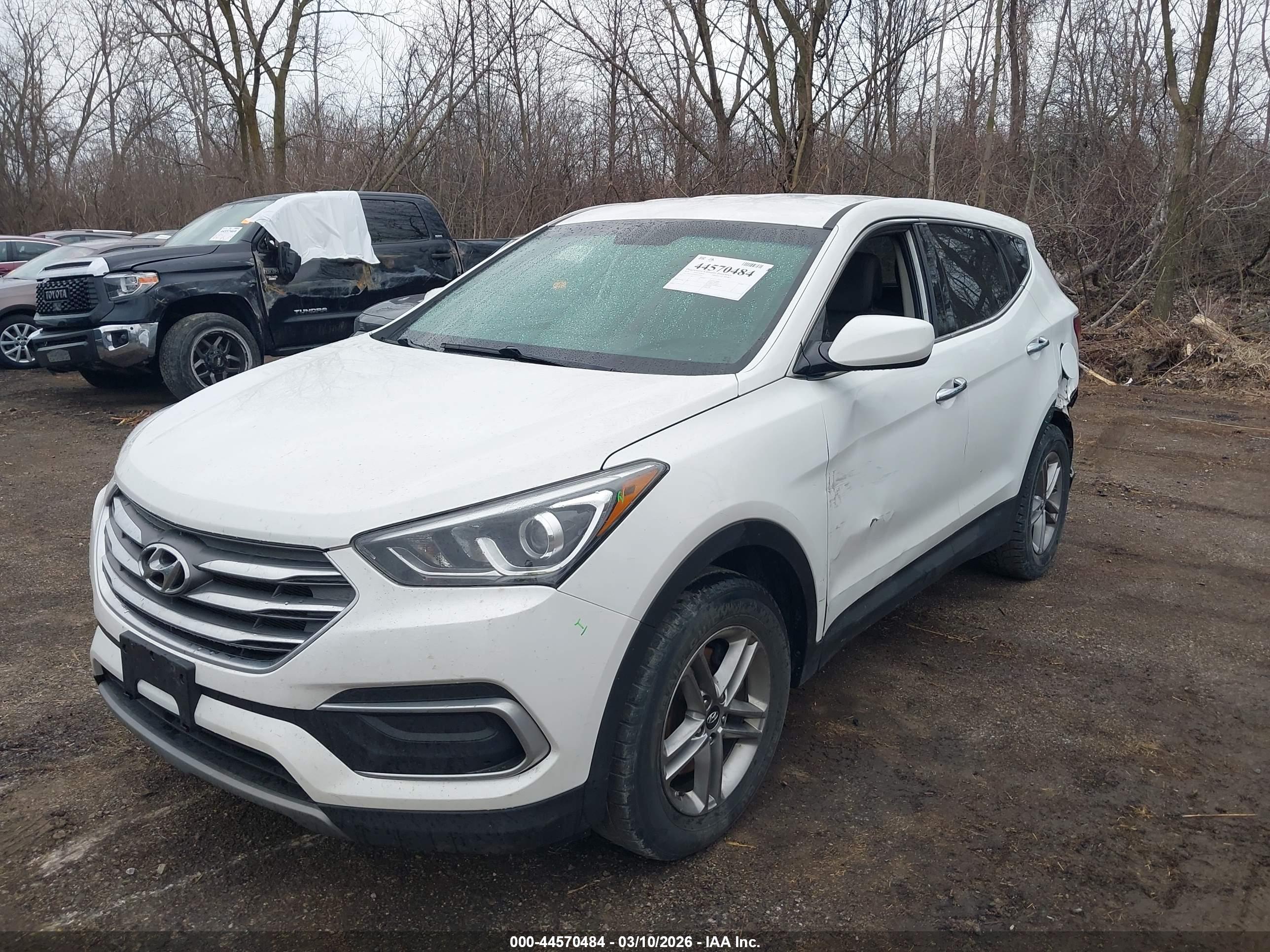 HYUNDAI SANTA image 2