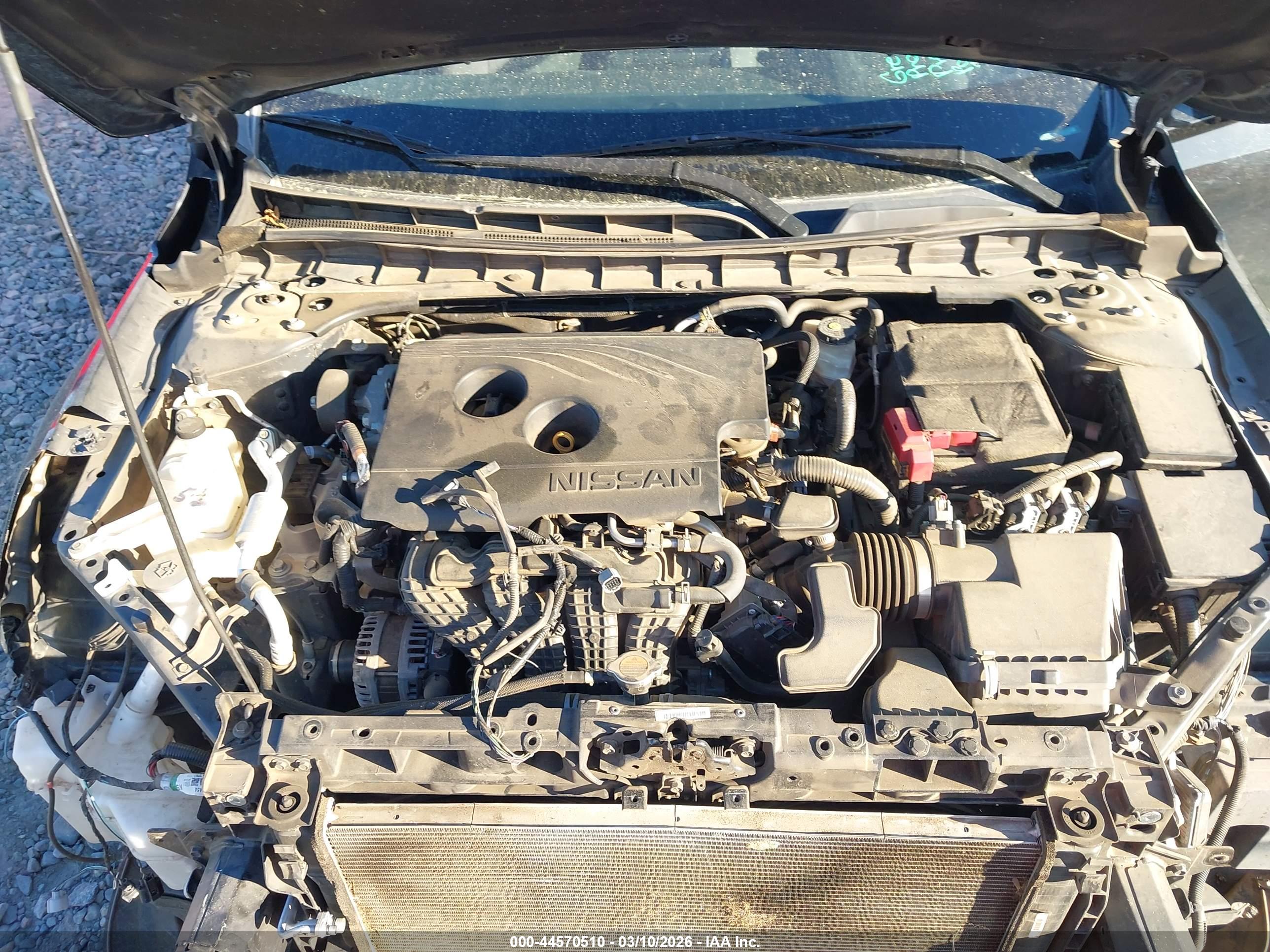 NISSAN ALTIMA image 10