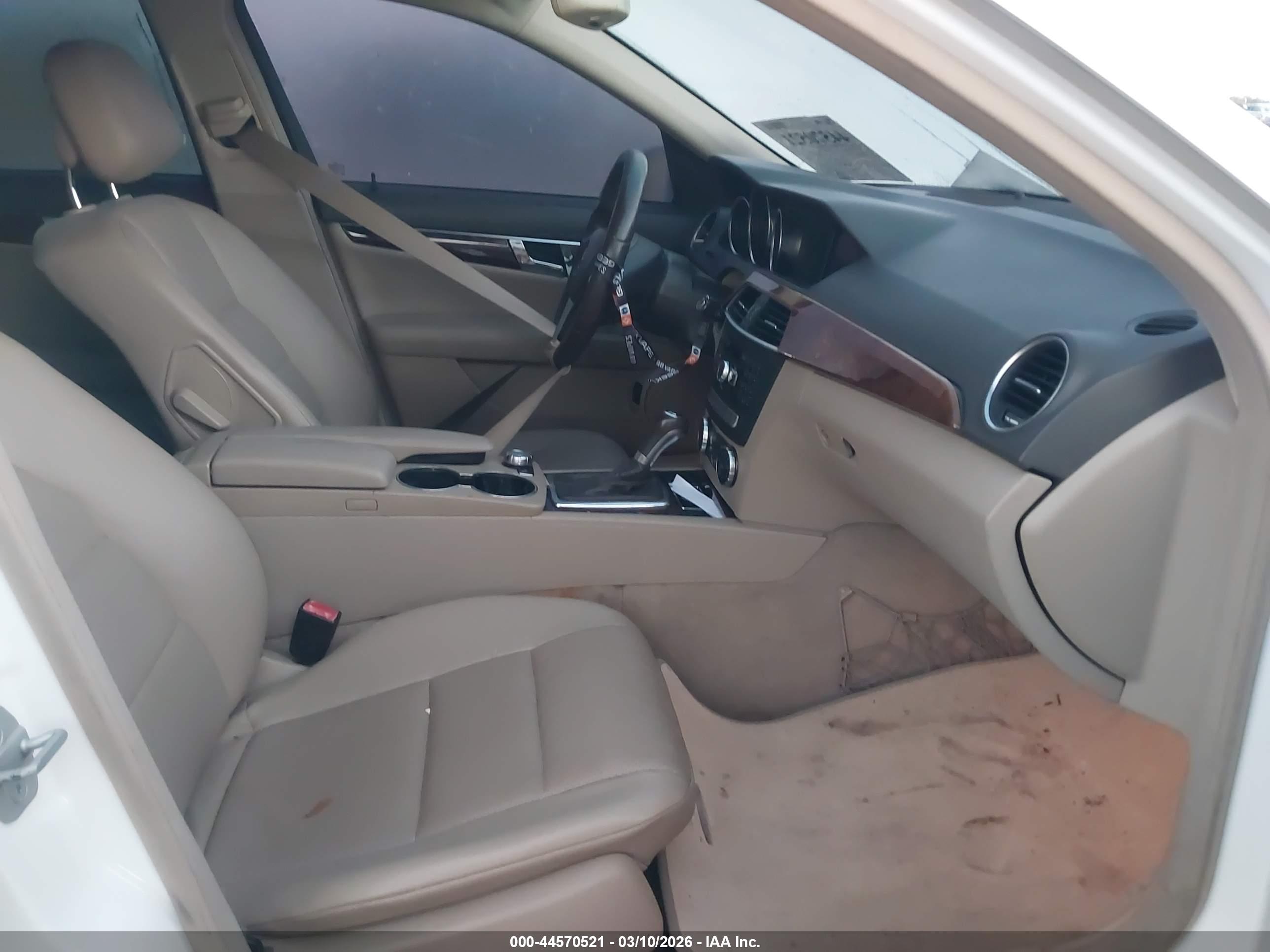 MERCEDES-BENZ C image 5