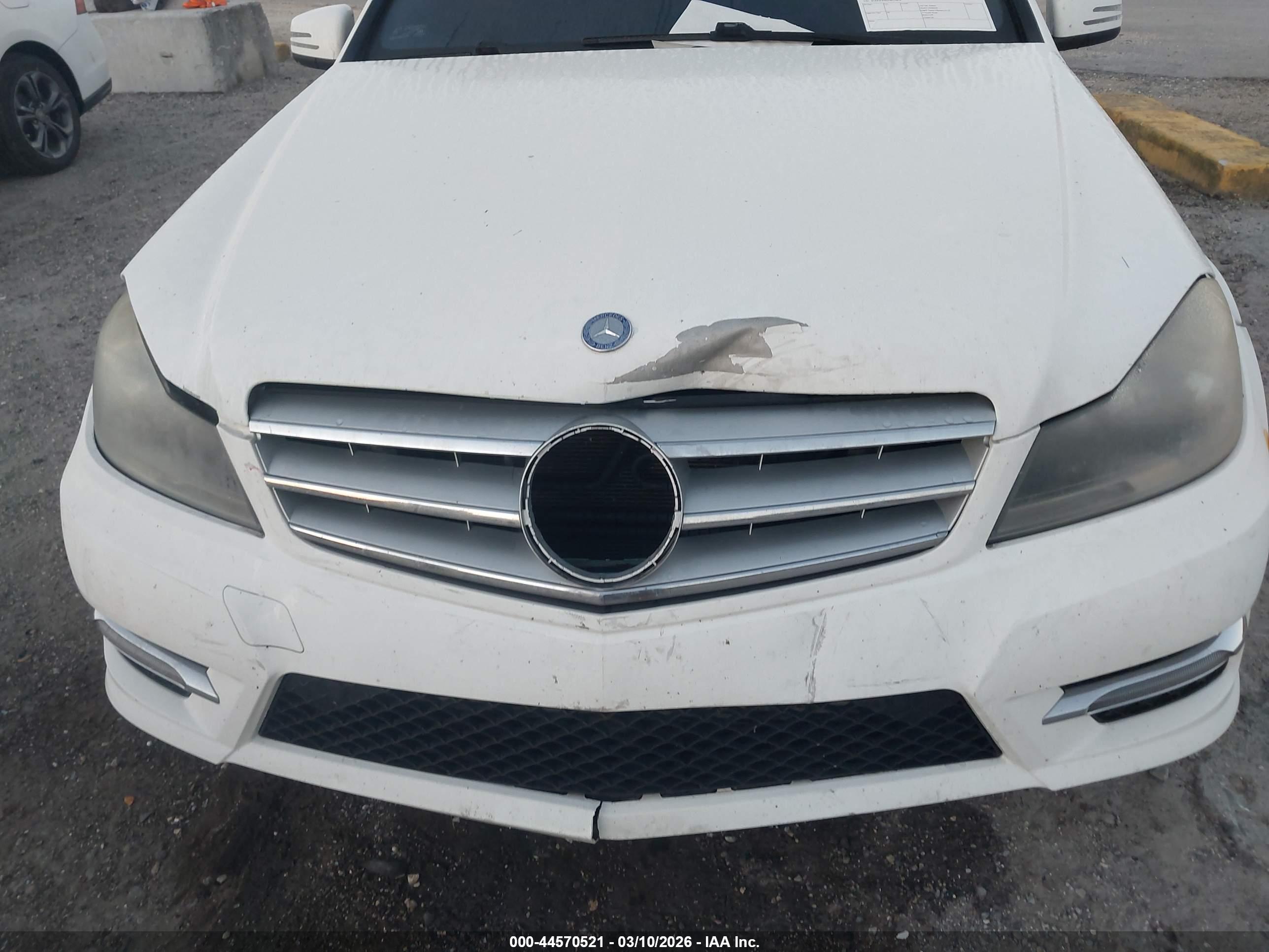 MERCEDES-BENZ C image 6