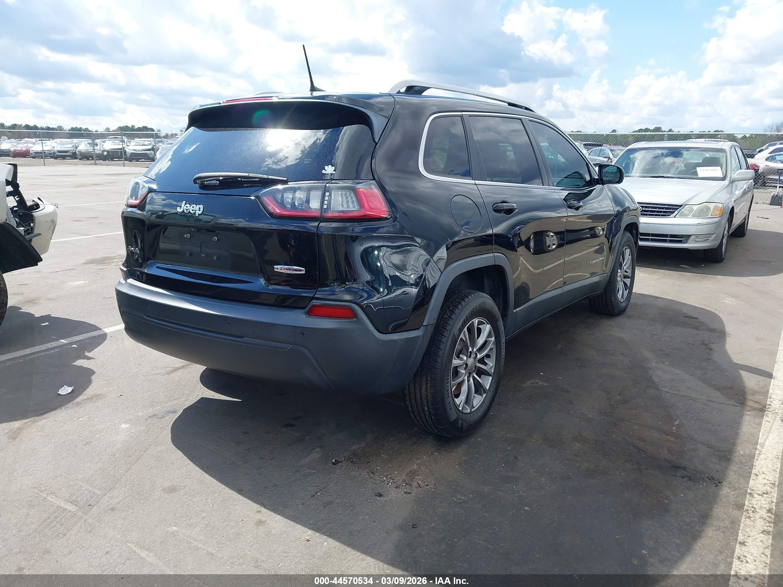JEEP CHEROKEE image 4