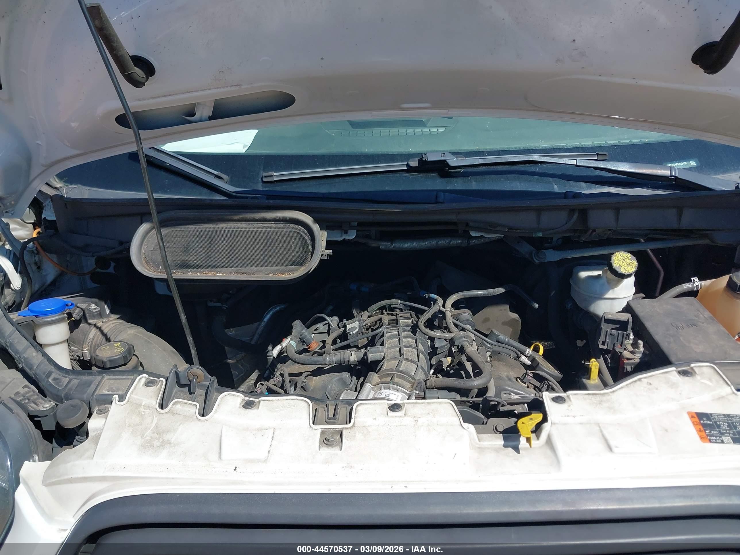 FORD TRANSIT-150 image 10