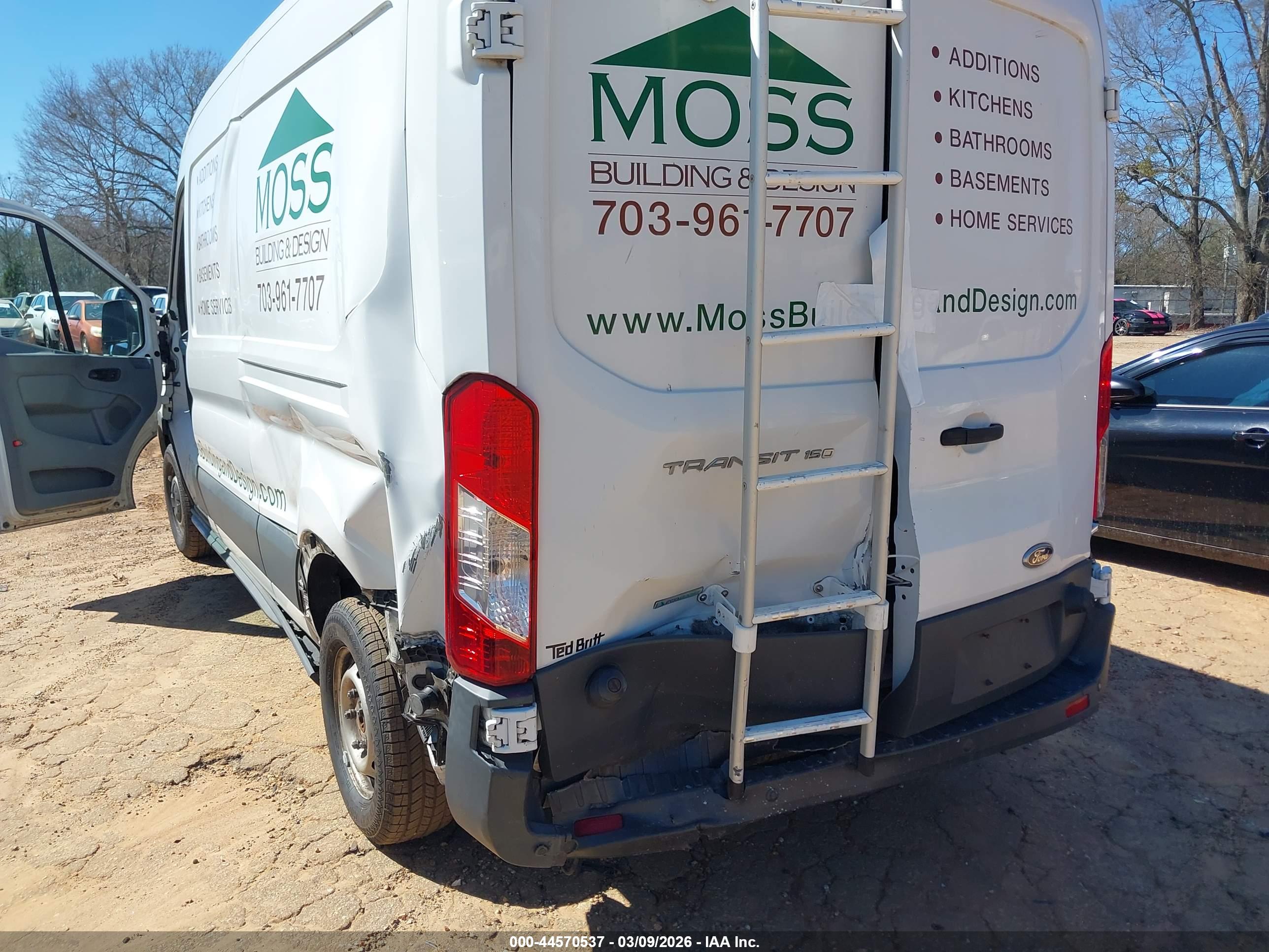 FORD TRANSIT-150 image 6