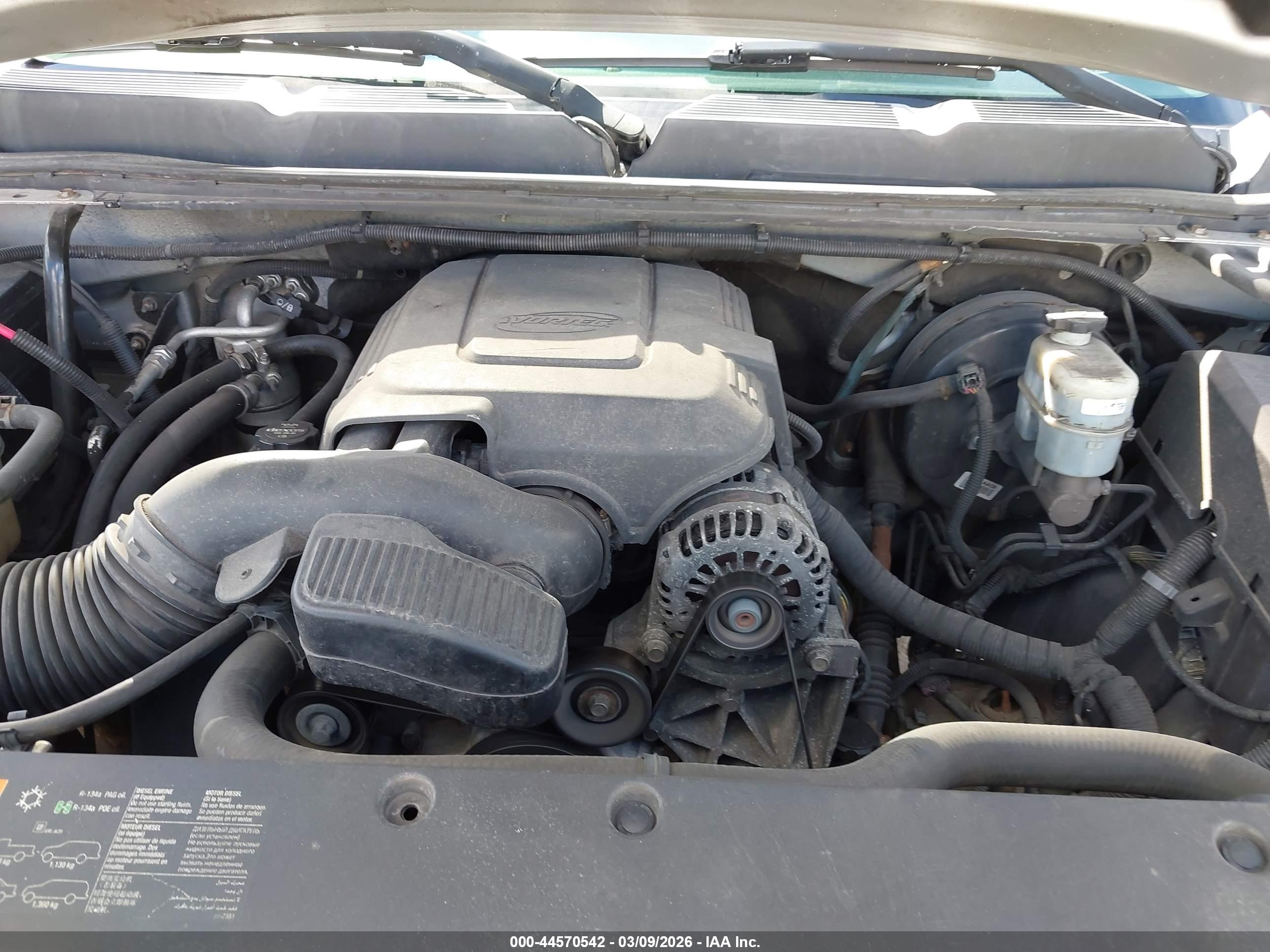 CHEVROLET SILVERADO image 10