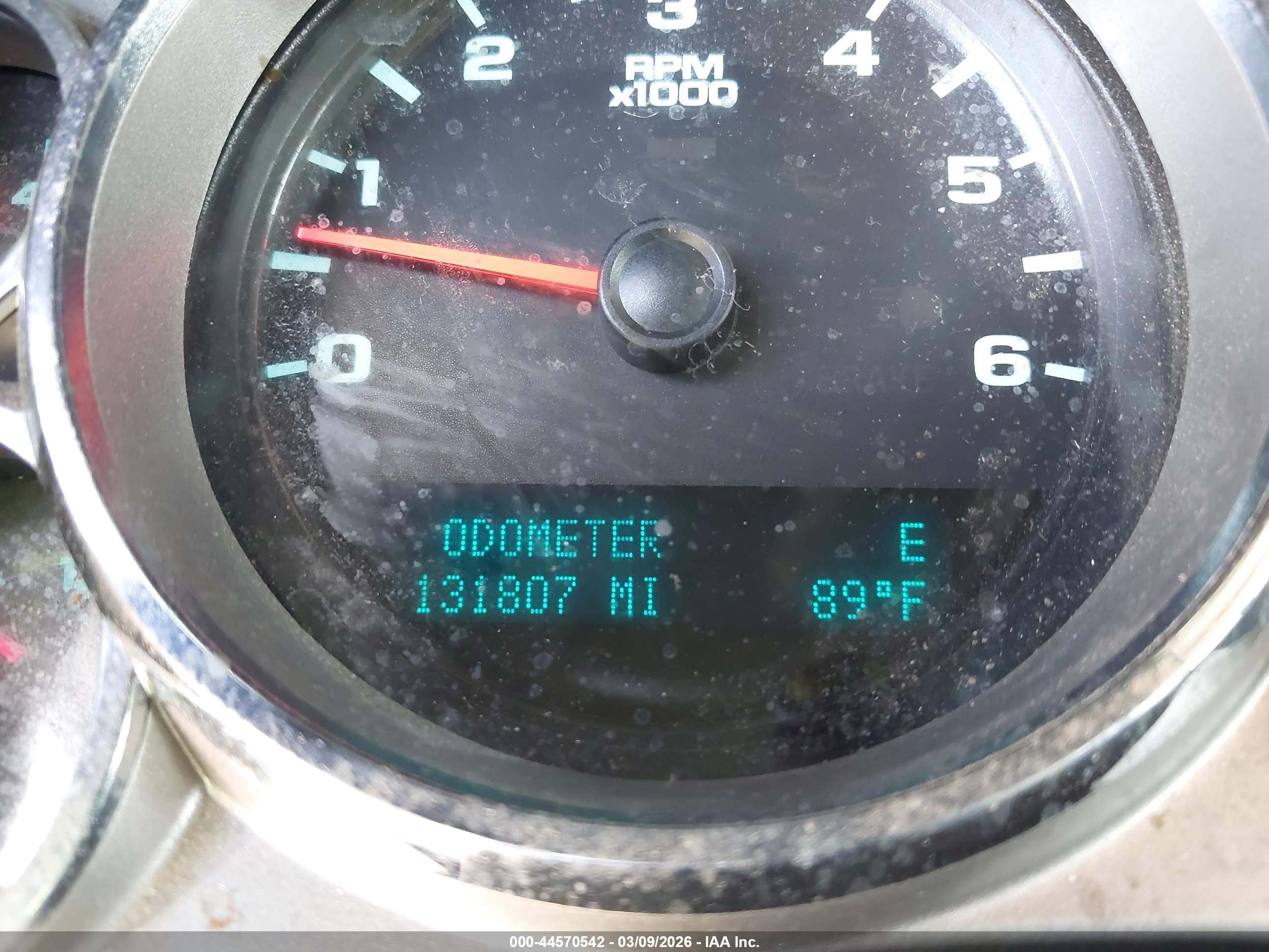 CHEVROLET SILVERADO image 7