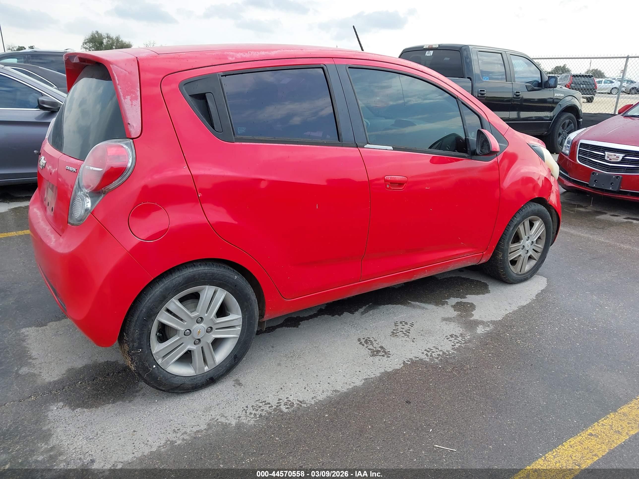 CHEVROLET SPARK image 4
