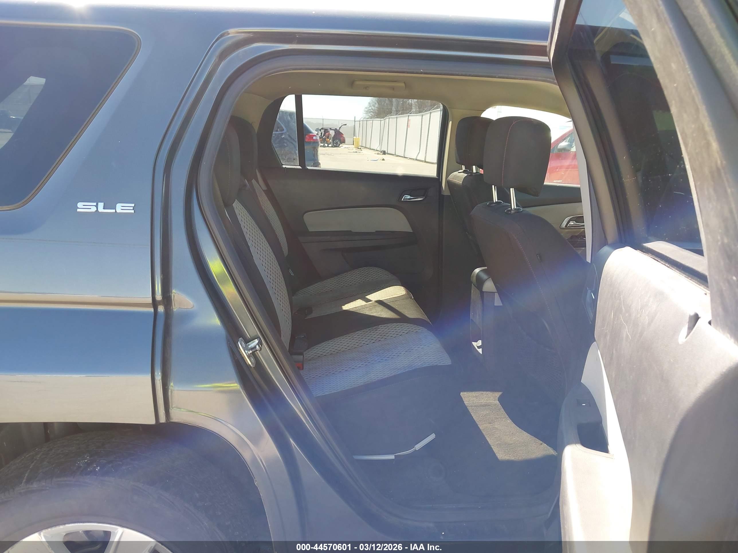 GMC TERRAIN image 8
