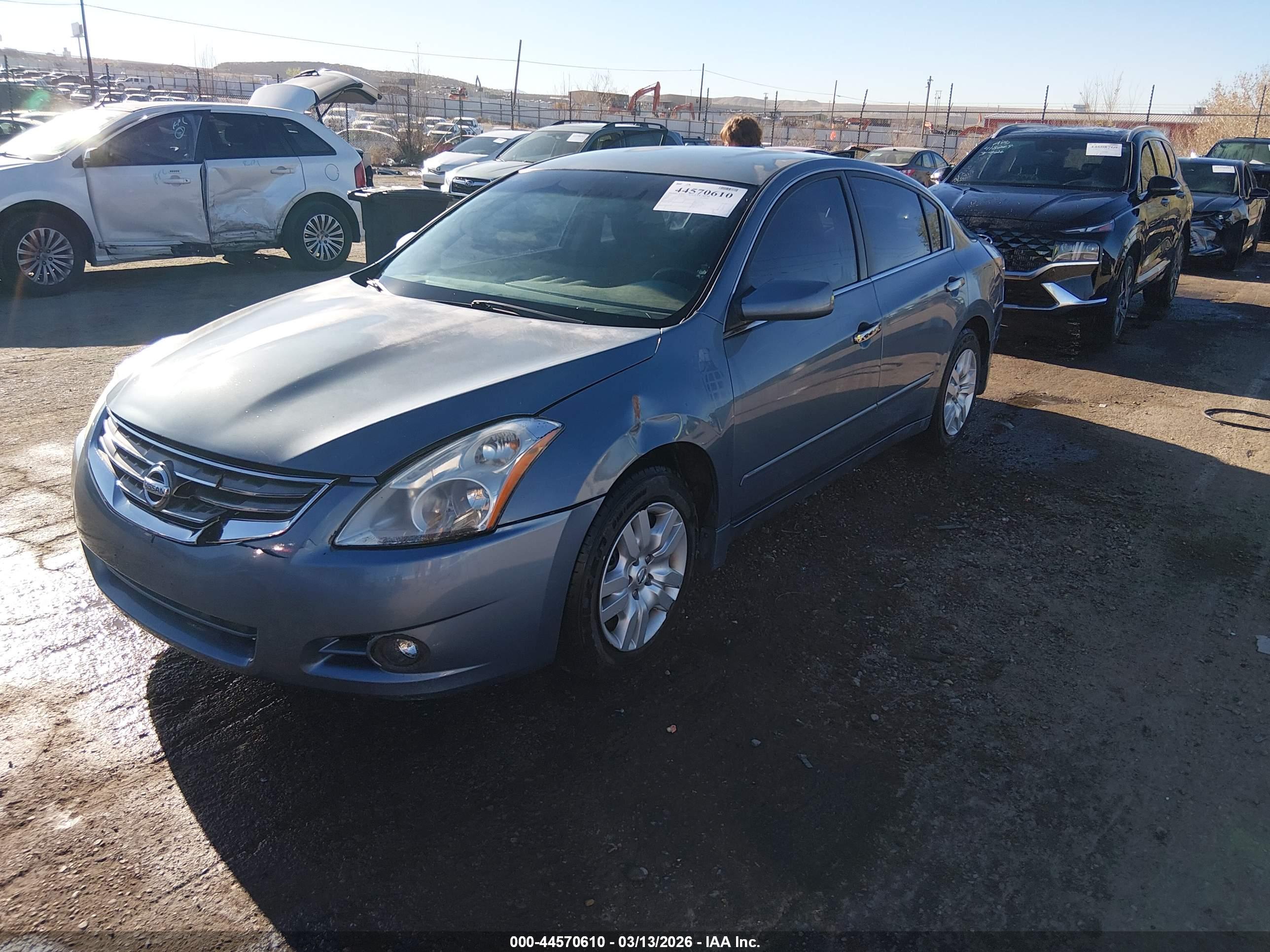 NISSAN ALTIMA image 2