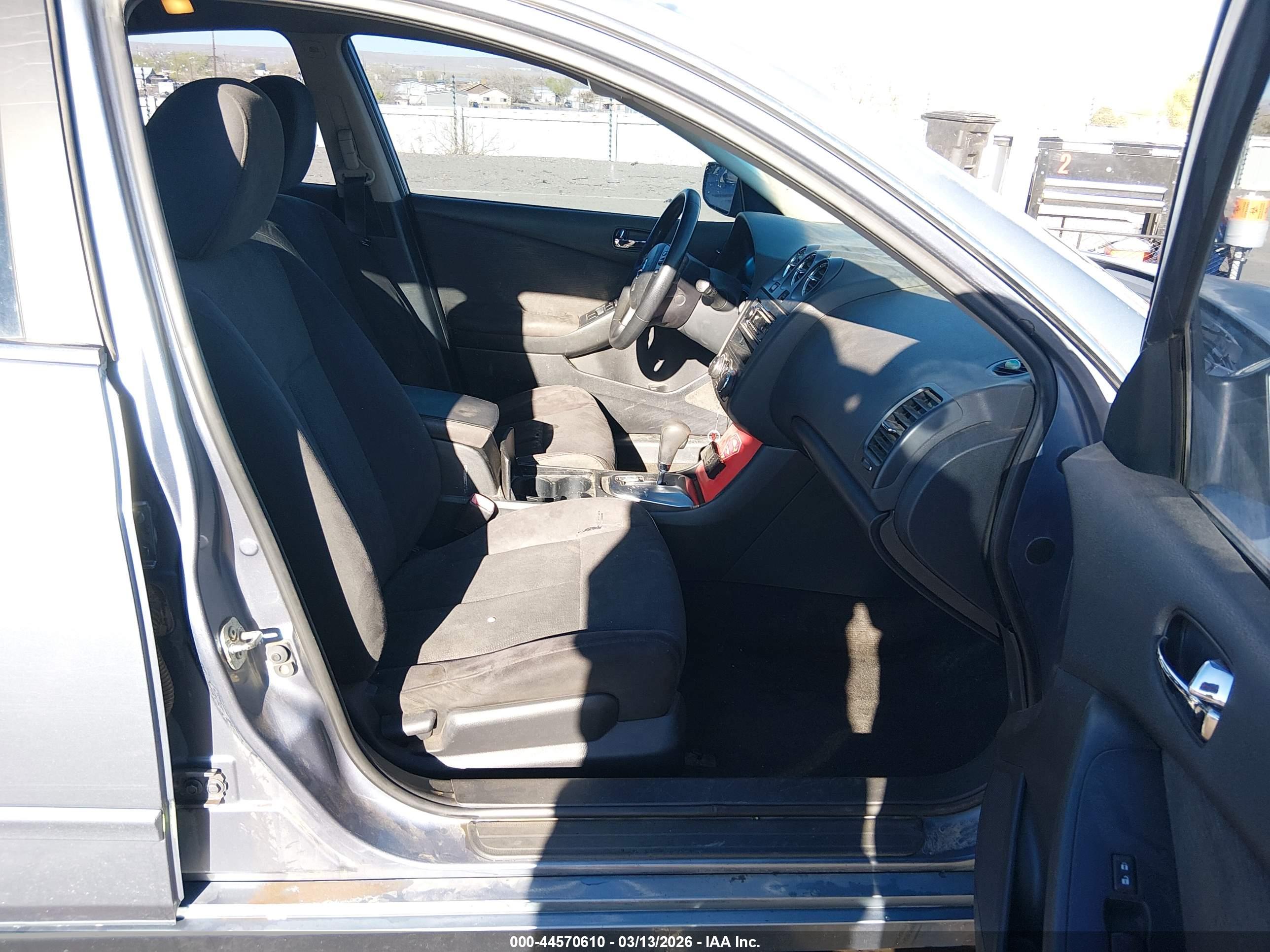NISSAN ALTIMA image 5