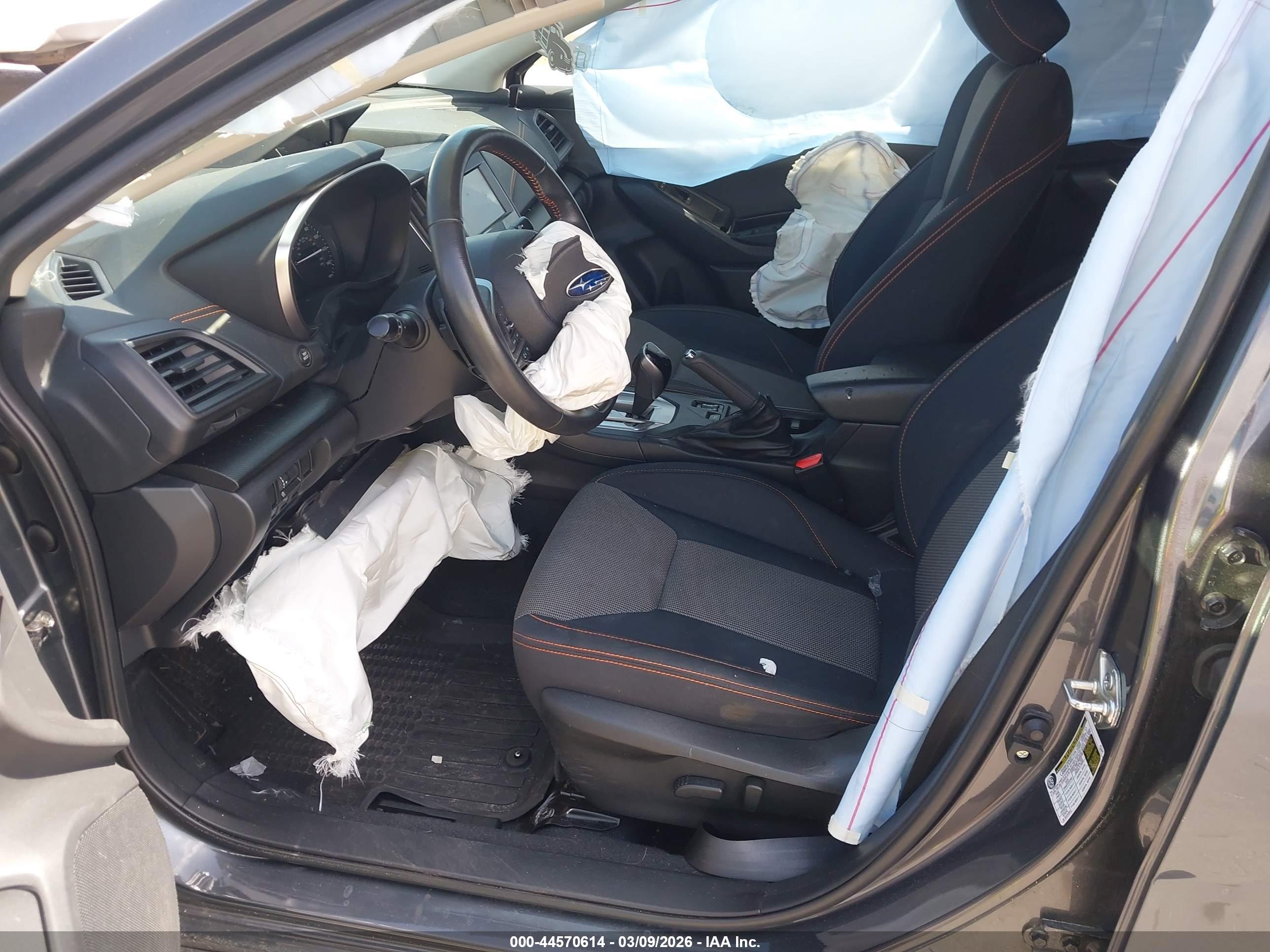 SUBARU CROSSTREK image 5