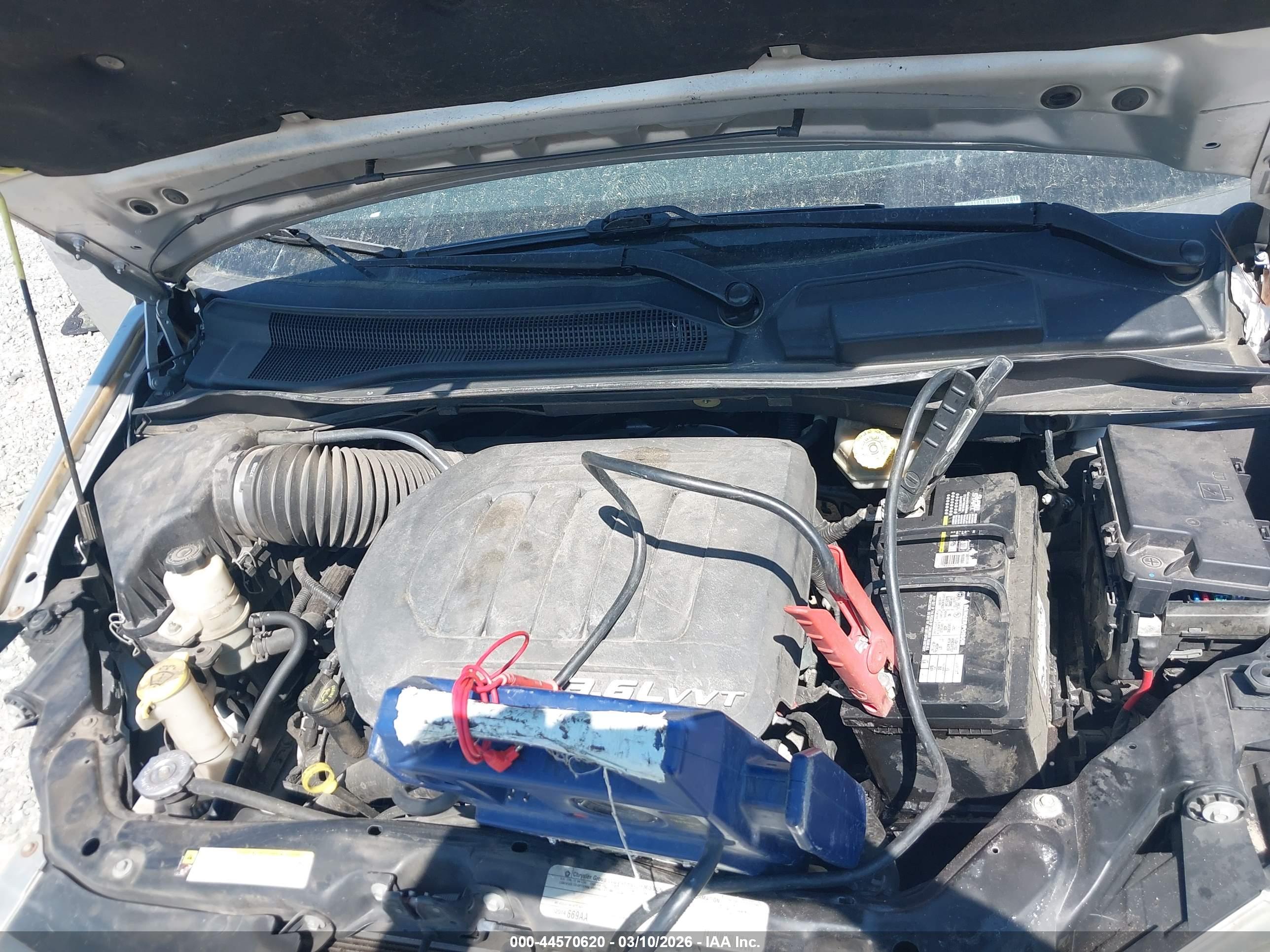 CHRYSLER TOWN image 10