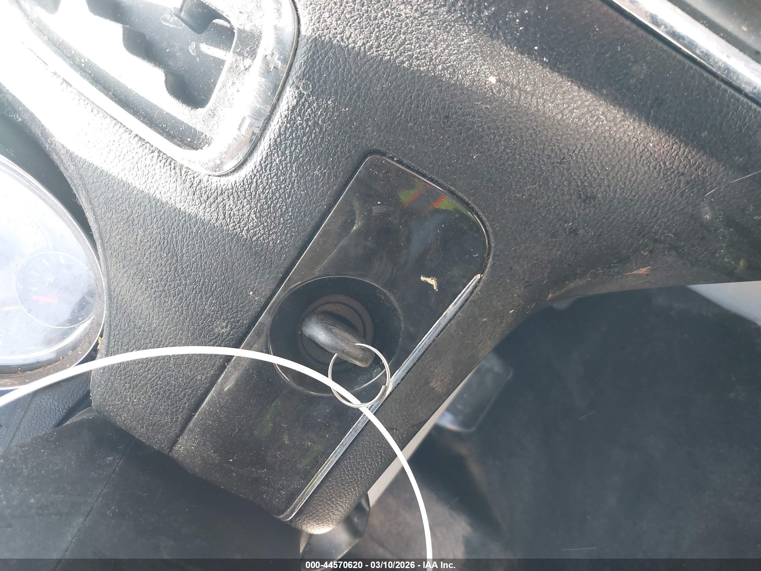 CHRYSLER TOWN image 11