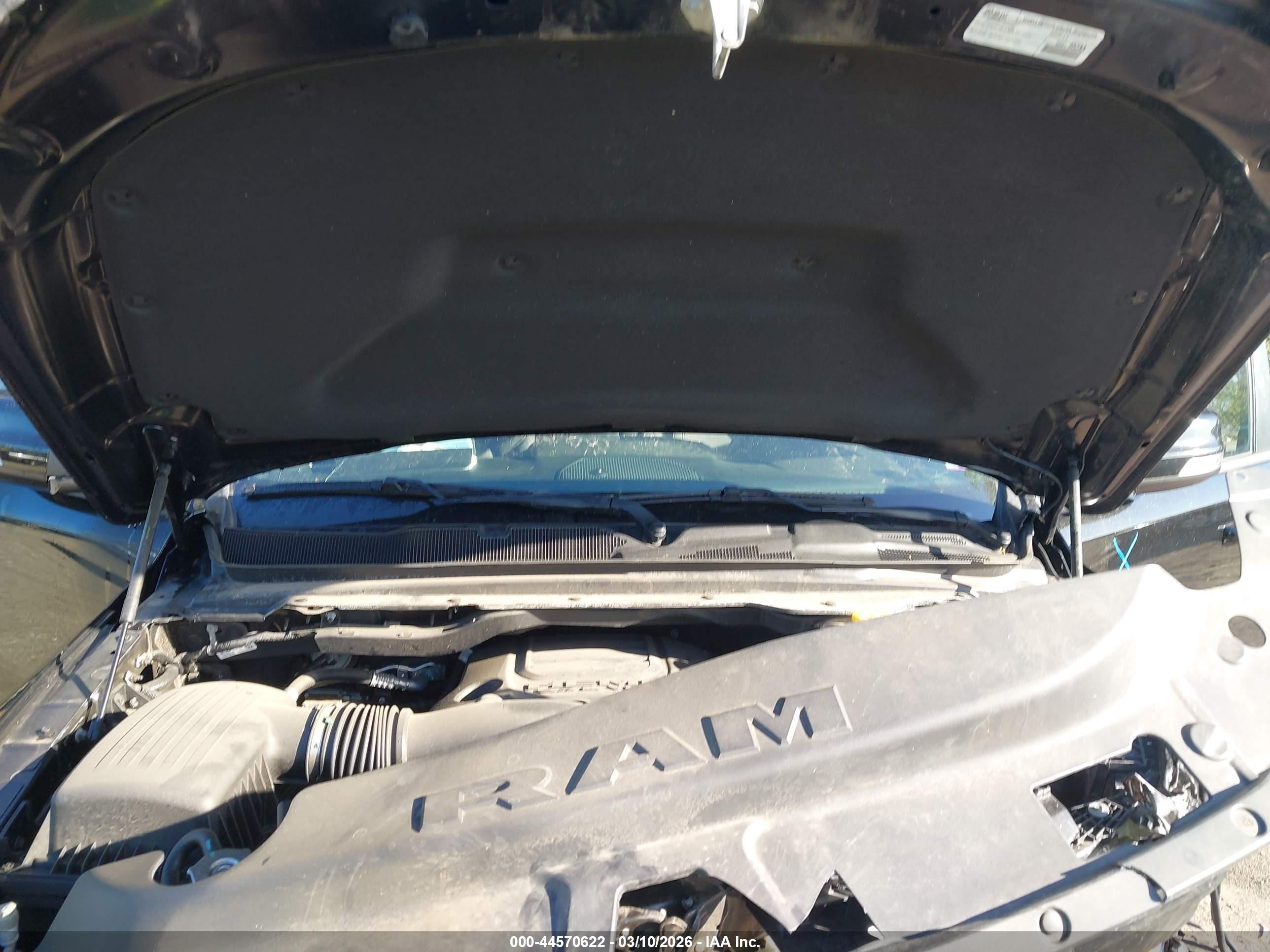 RAM 1500 image 10